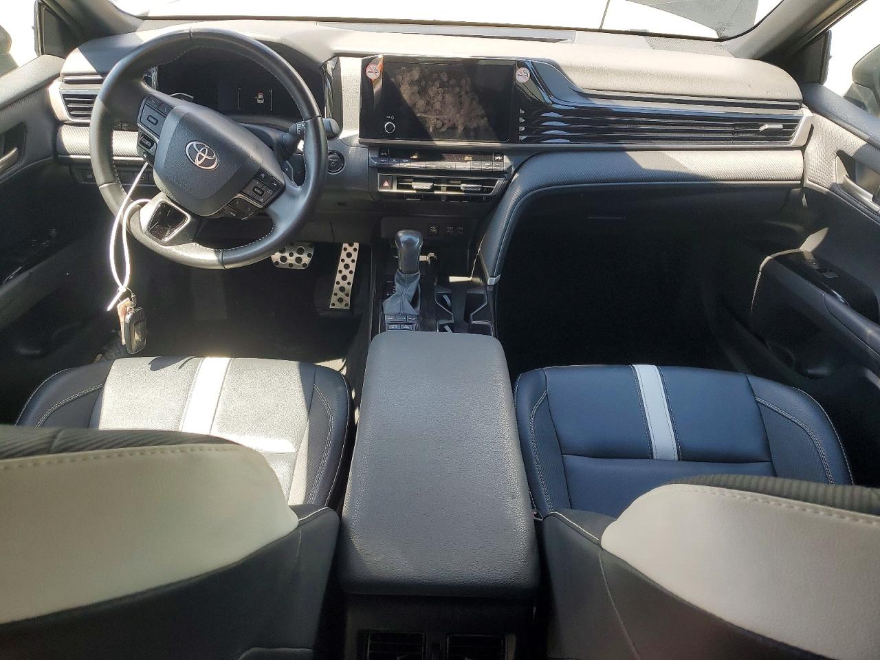2025 Toyota Camry Se Black vin: 4T1DAACK9SU045236