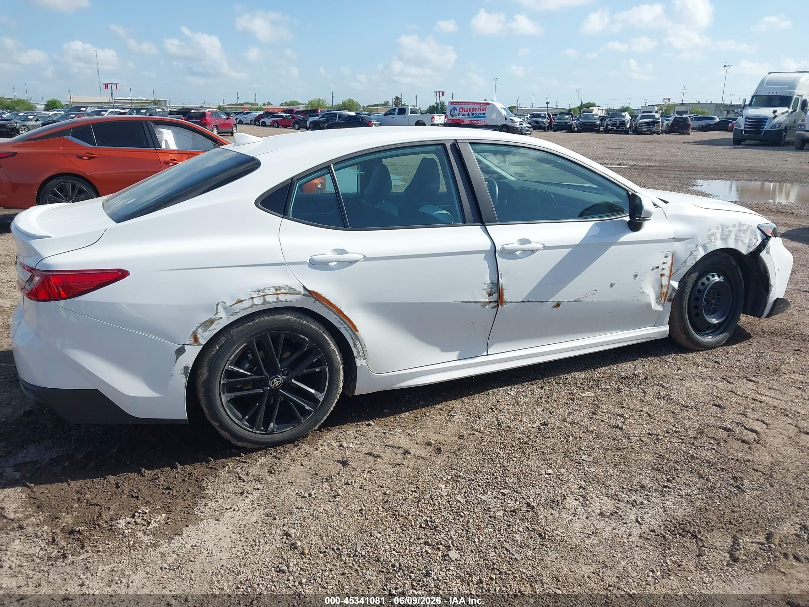 2025 Toyota Camry Se White vin: 4T1DAACK9SU100025