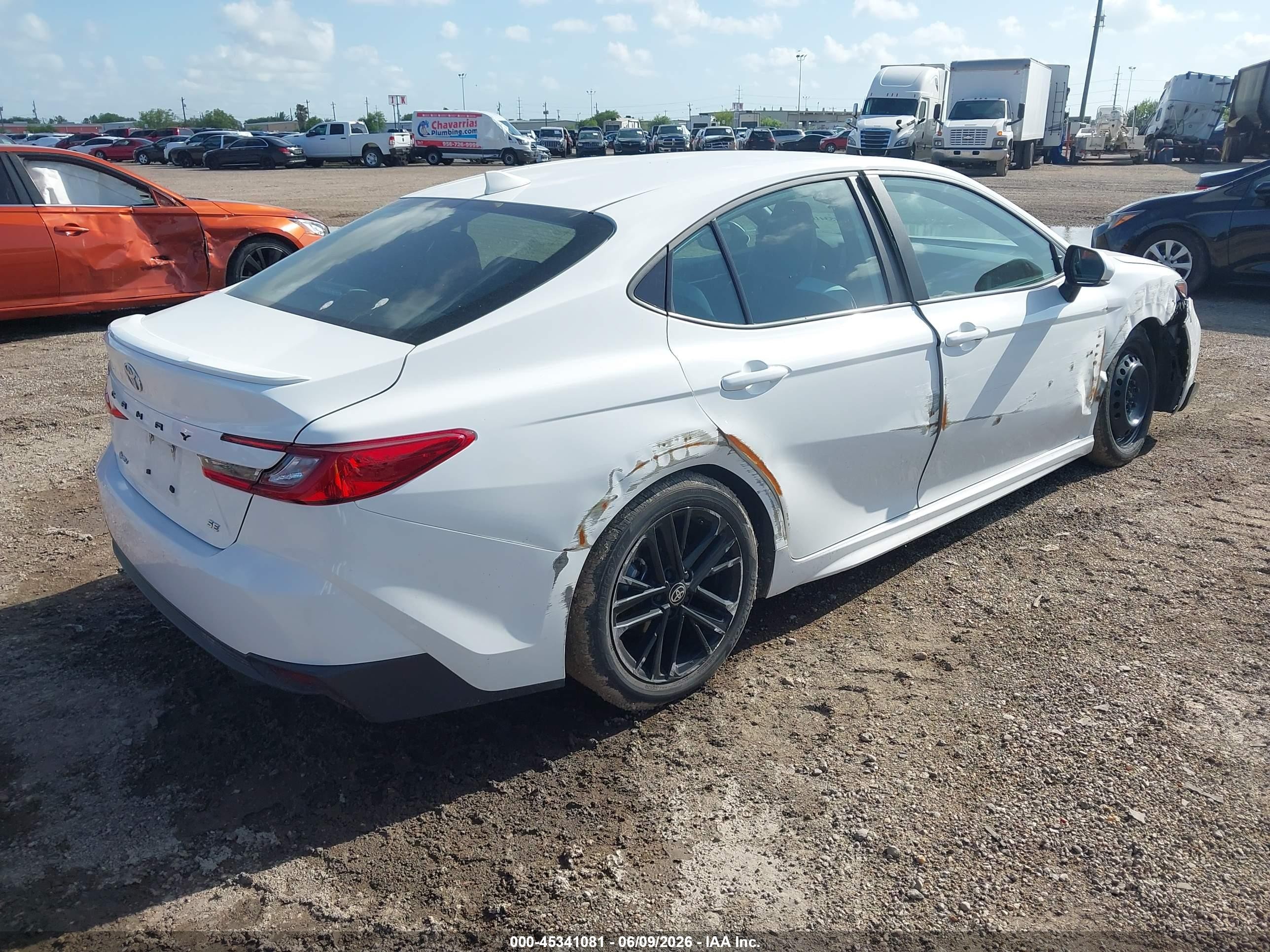 2025 Toyota Camry Se White vin: 4T1DAACK9SU100025