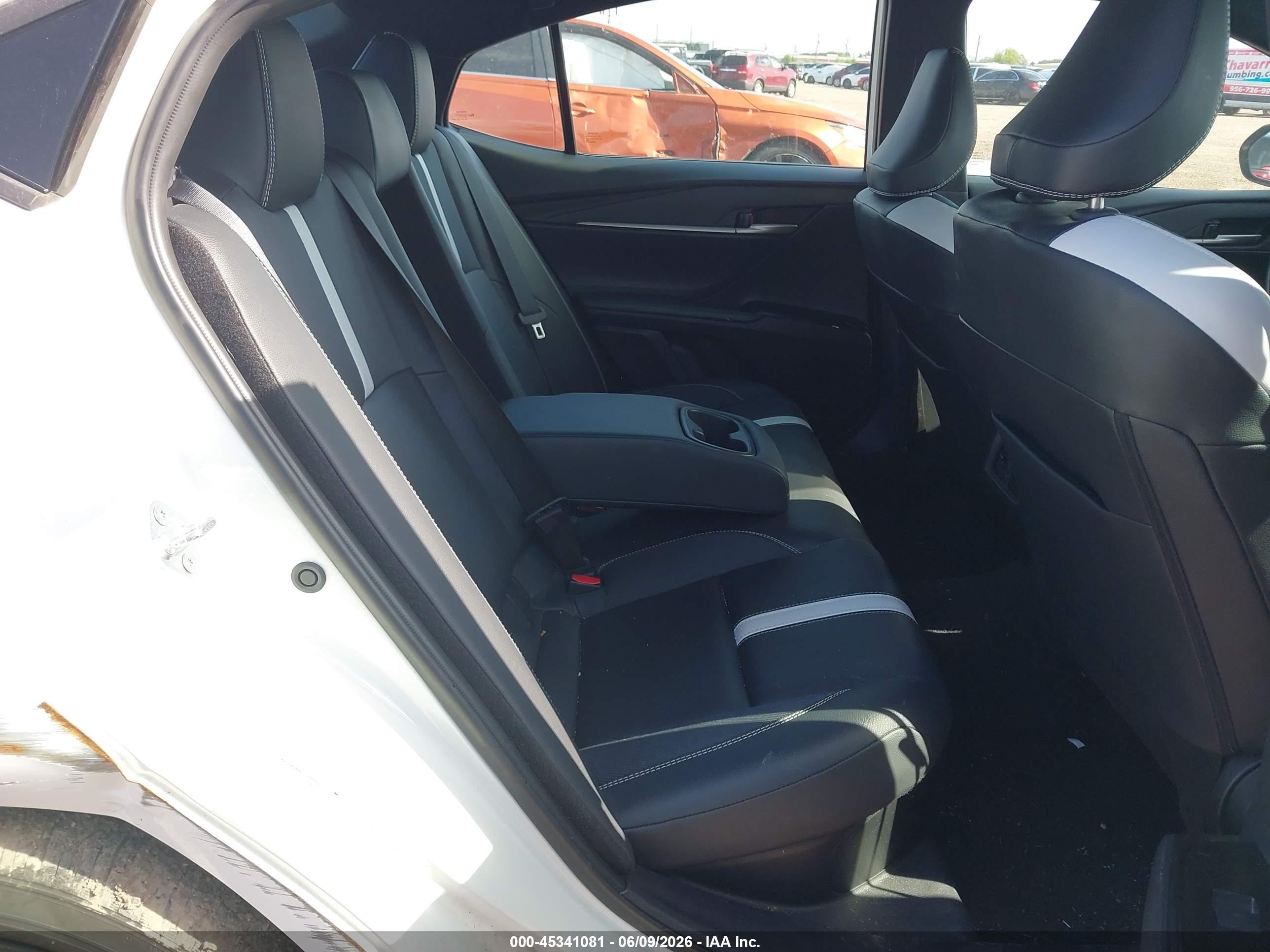 2025 Toyota Camry Se White vin: 4T1DAACK9SU100025