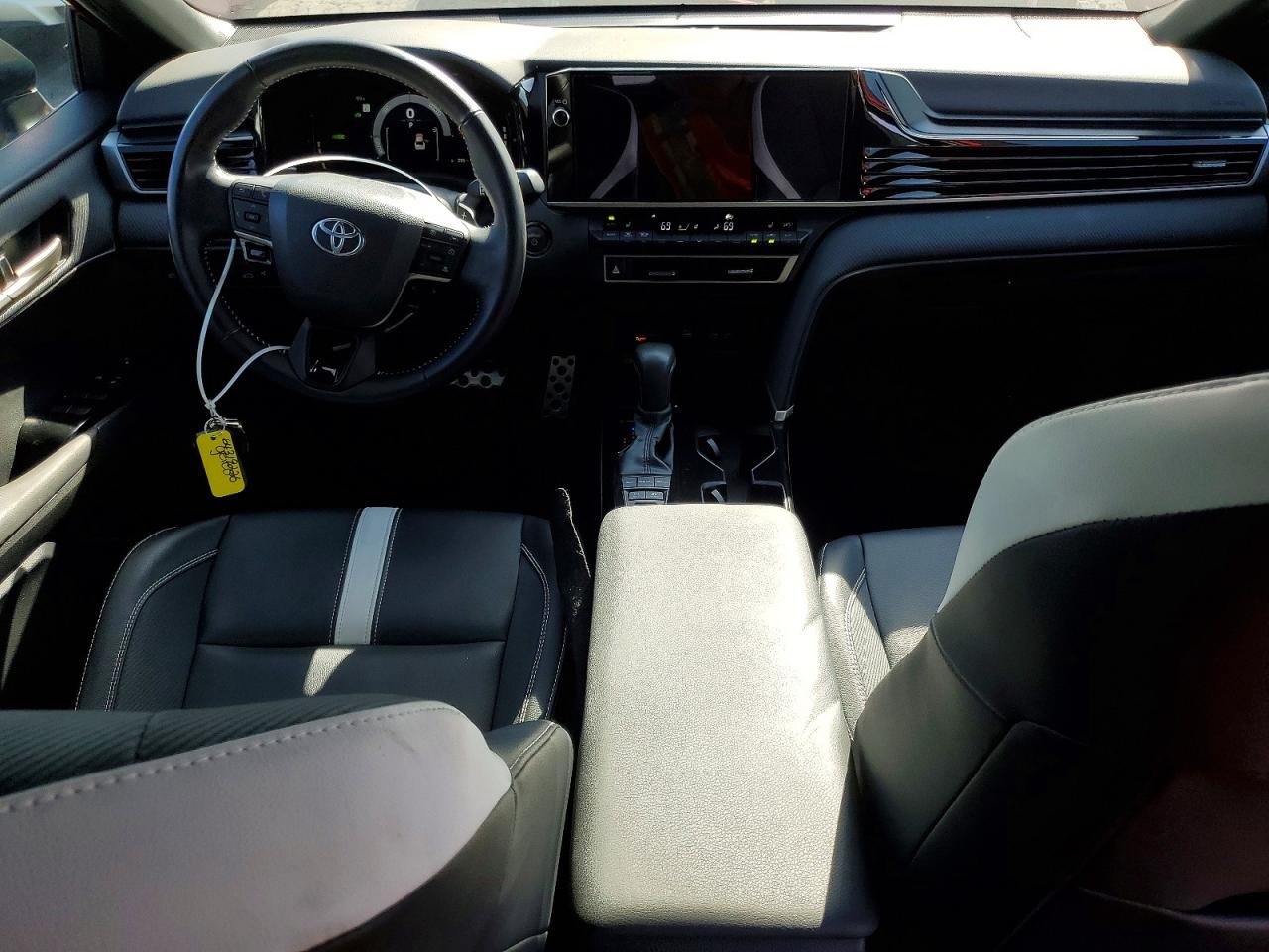 2025 Toyota Camry Se Красный vin: 4T1DAACK9SU101370