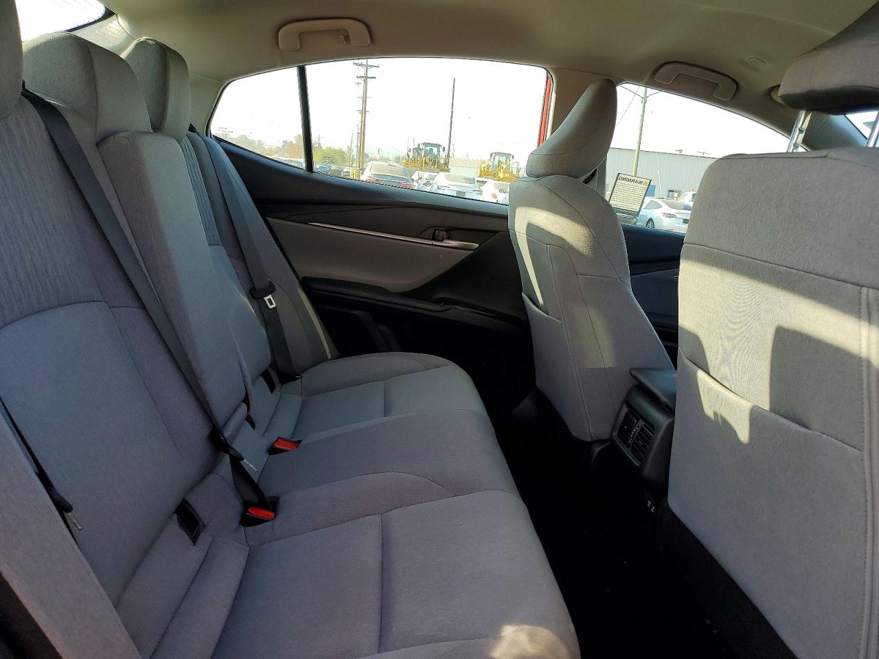 2025 Toyota Camry Le Red vin: 4T1DAACK9SU158684