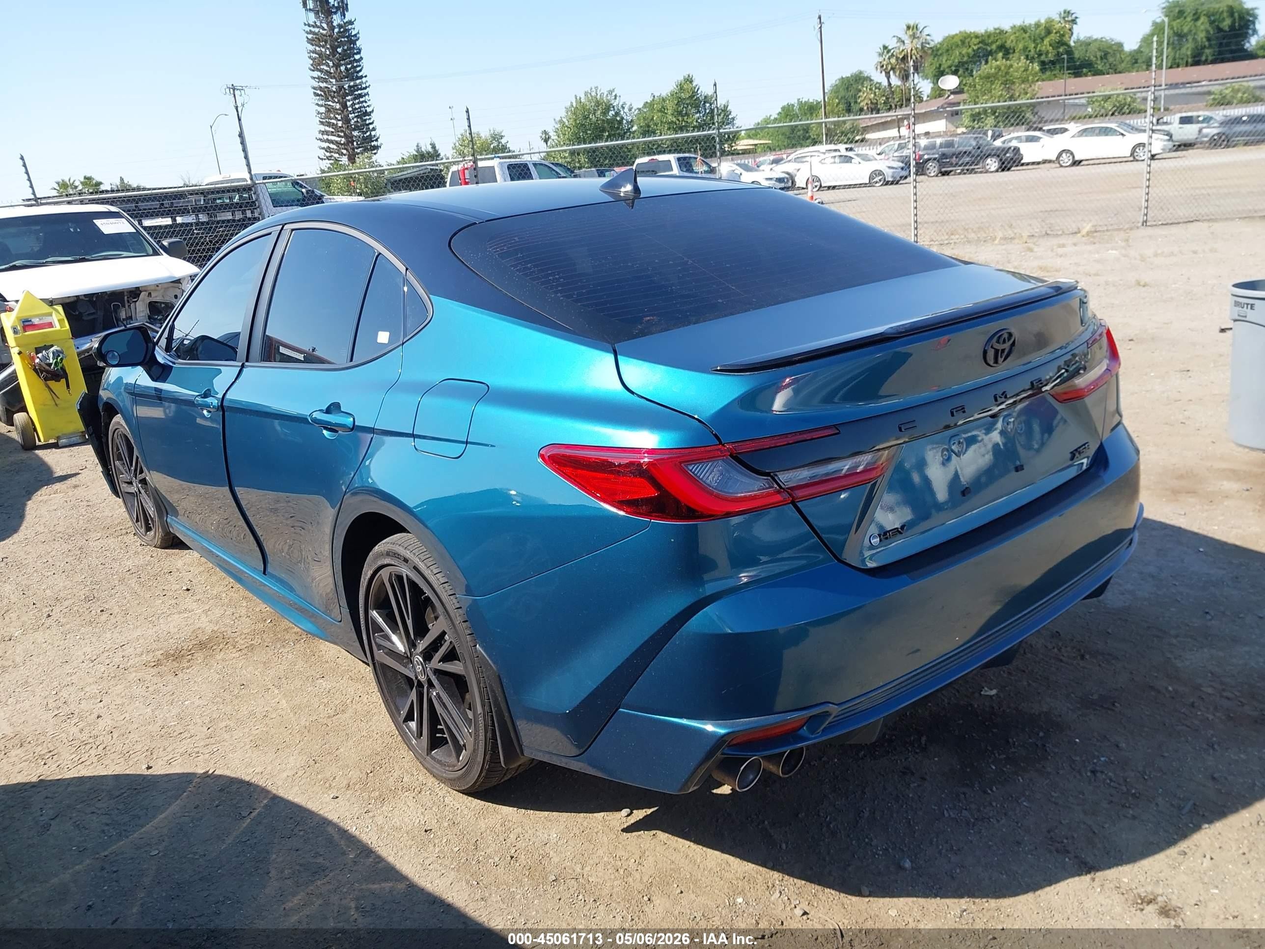 2025 Toyota Camry Xse Бирюзовый vin: 4T1DAACK9SU165991