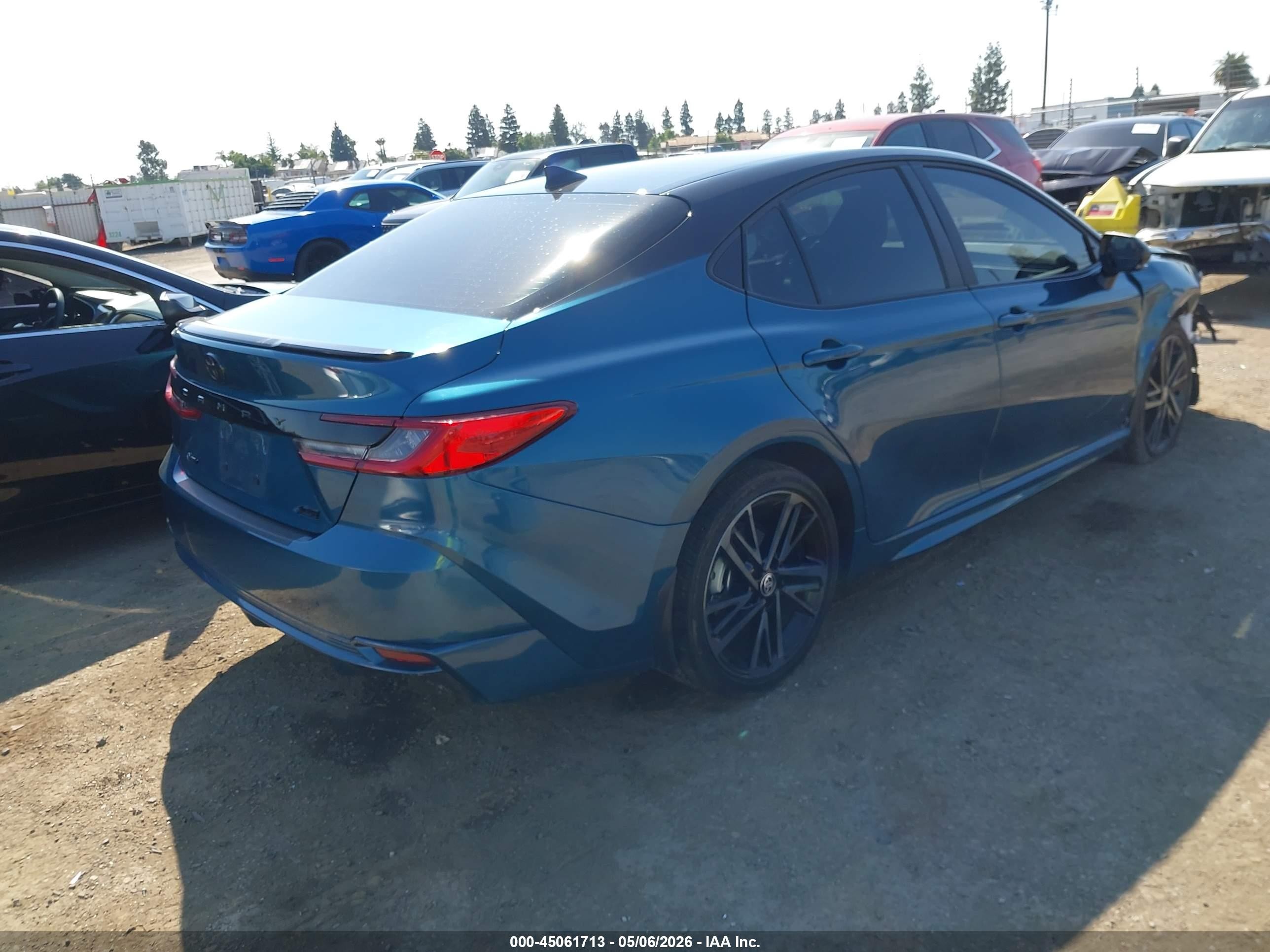 2025 Toyota Camry Xse Бирюзовый vin: 4T1DAACK9SU165991