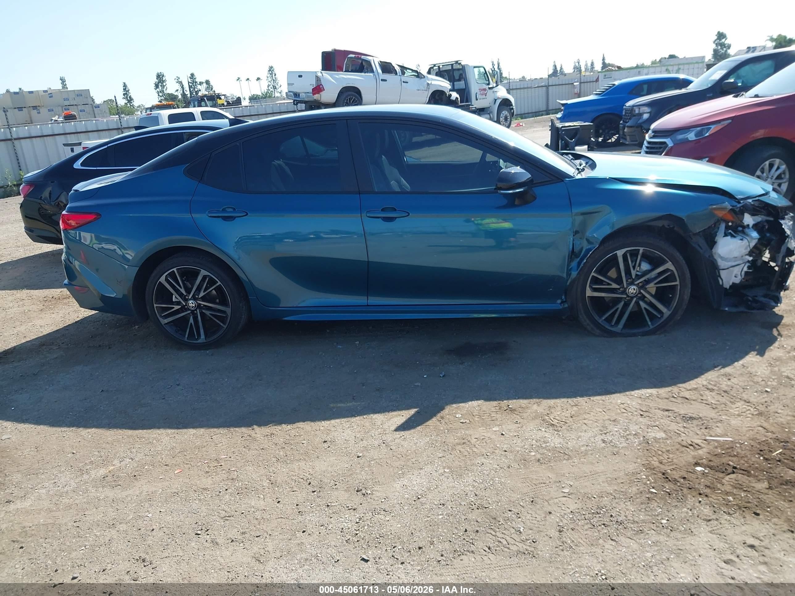 2025 Toyota Camry Xse Бирюзовый vin: 4T1DAACK9SU165991