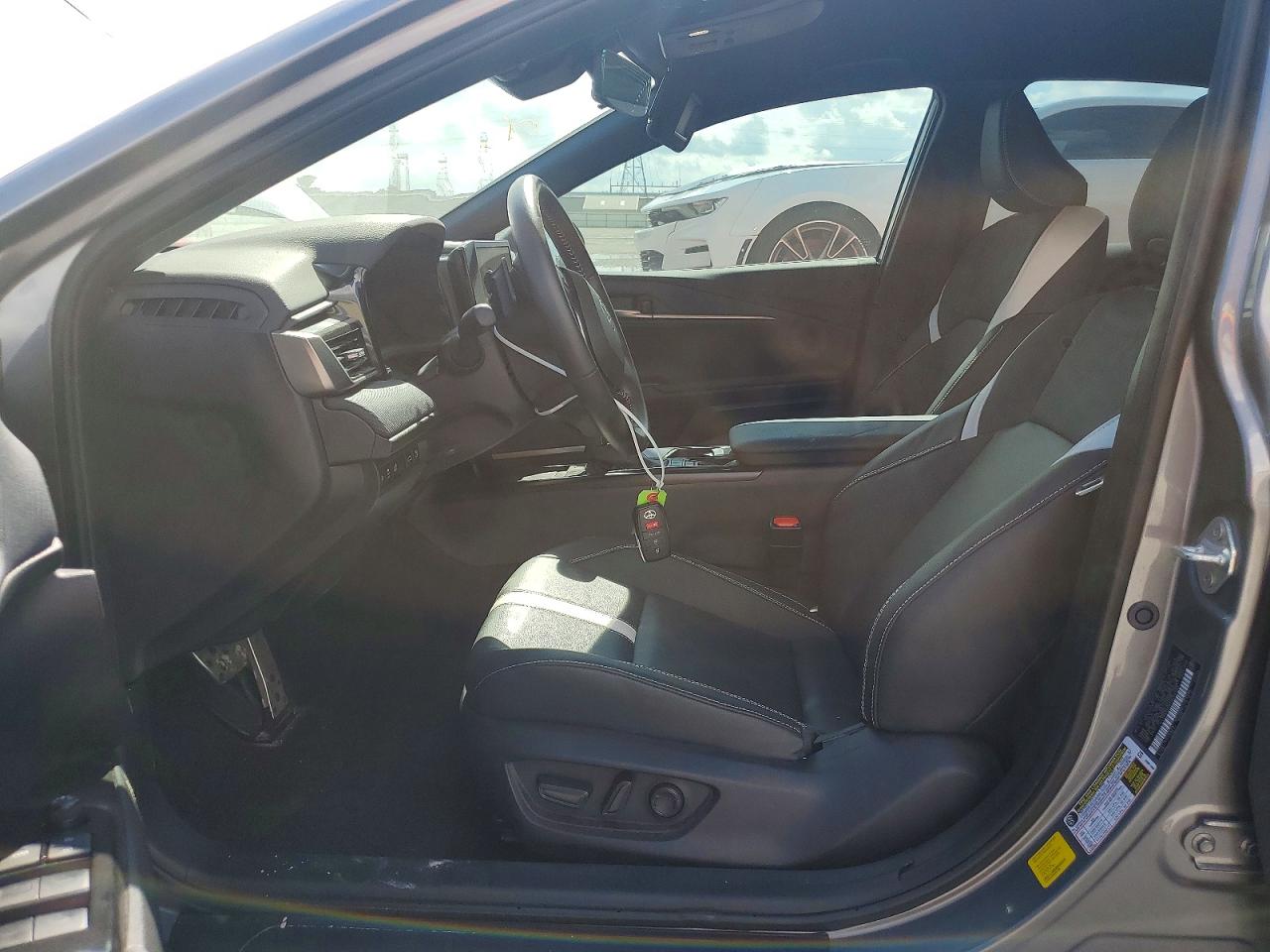 2025 Toyota Camry Se Серый vin: 4T1DAACK9SU532100