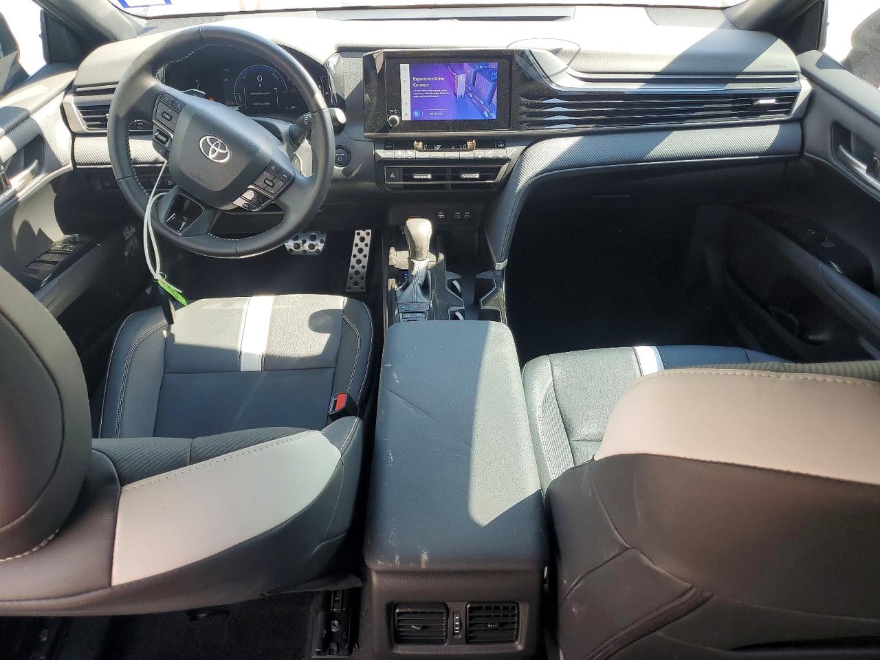 2025 Toyota Camry Se Серый vin: 4T1DAACK9SU532100