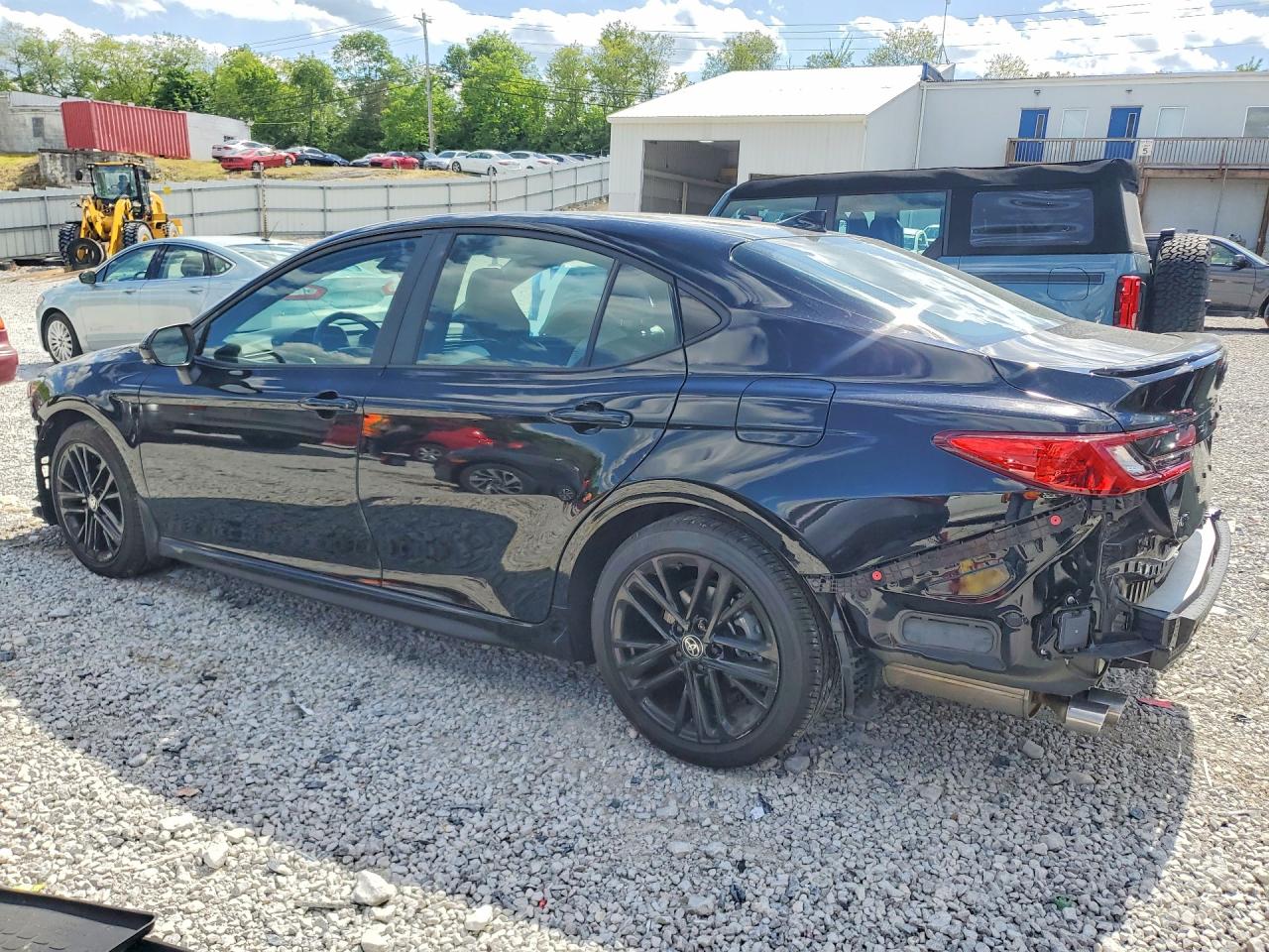 2025 Toyota Camry Se Black vin: 4T1DAACK9SU575884