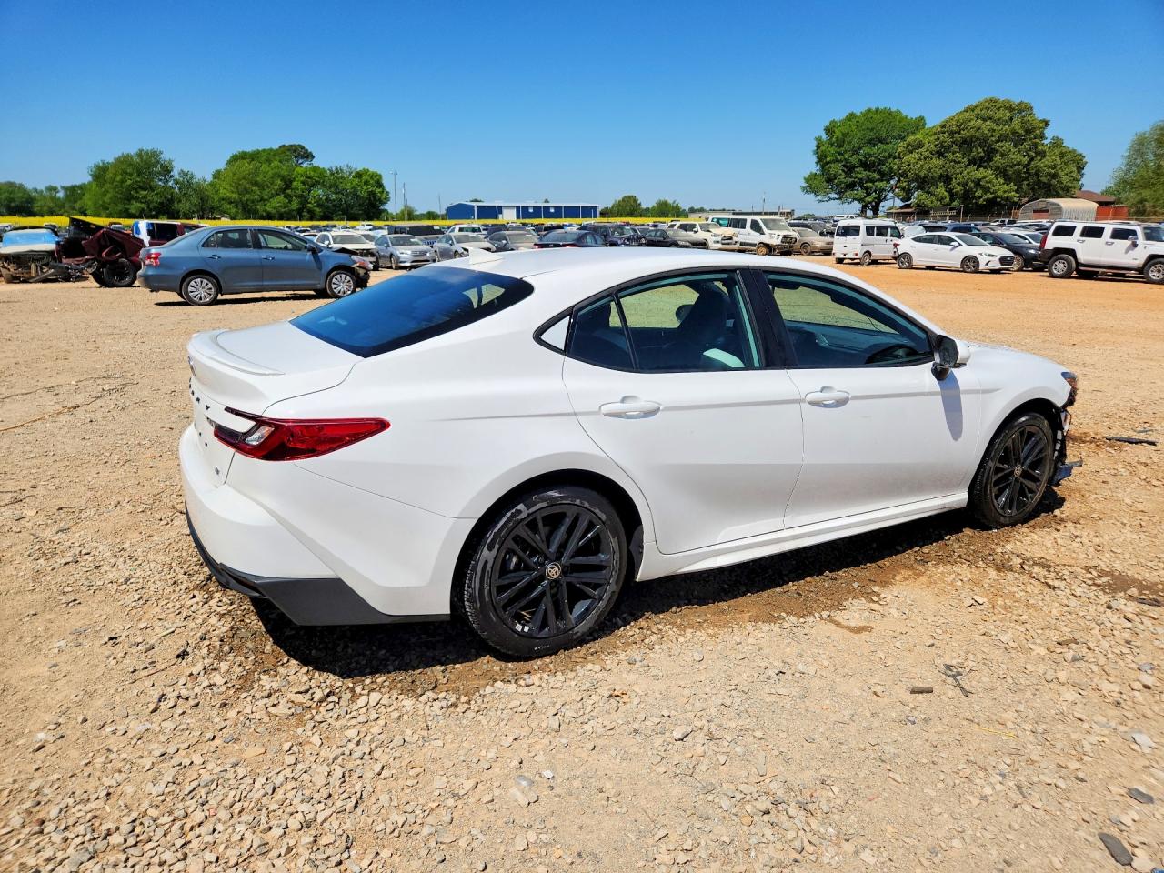 2025 Toyota Camry Se Белый vin: 4T1DAACK9SU646291