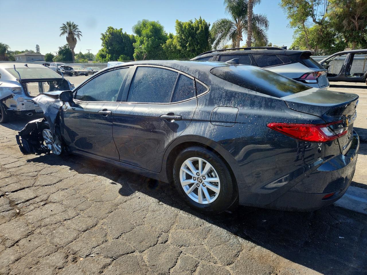 2026 Toyota Camry Le Gray vin: 4T1DAACK9TU217668