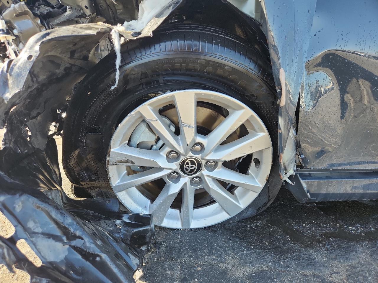 2026 Toyota Camry Le Gray vin: 4T1DAACK9TU217668 Damage: Left Front Wheel, Curb Rash, > 12 Inches