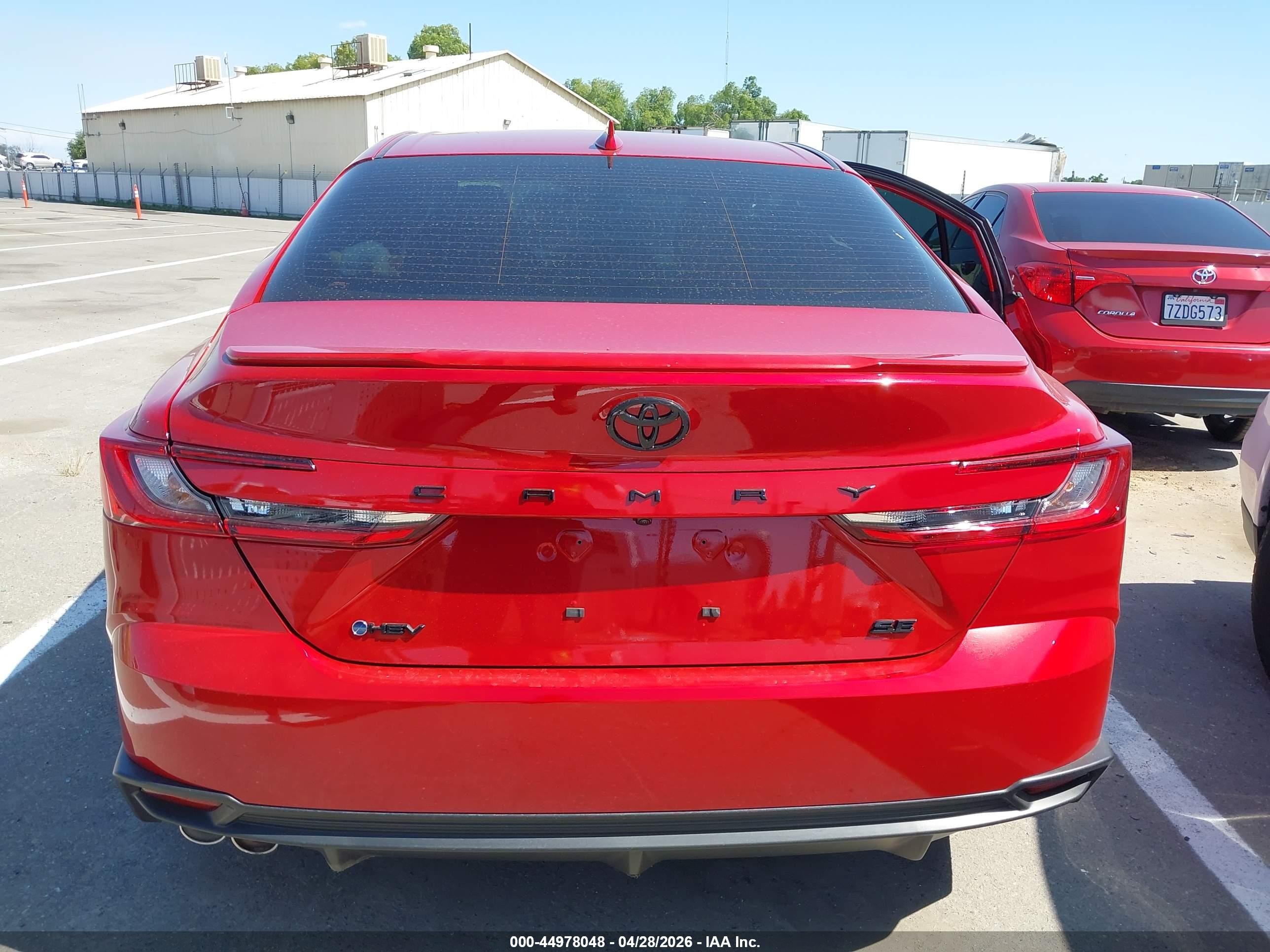 2026 Toyota Camry Se Red vin: 4T1DAACK9TU224667