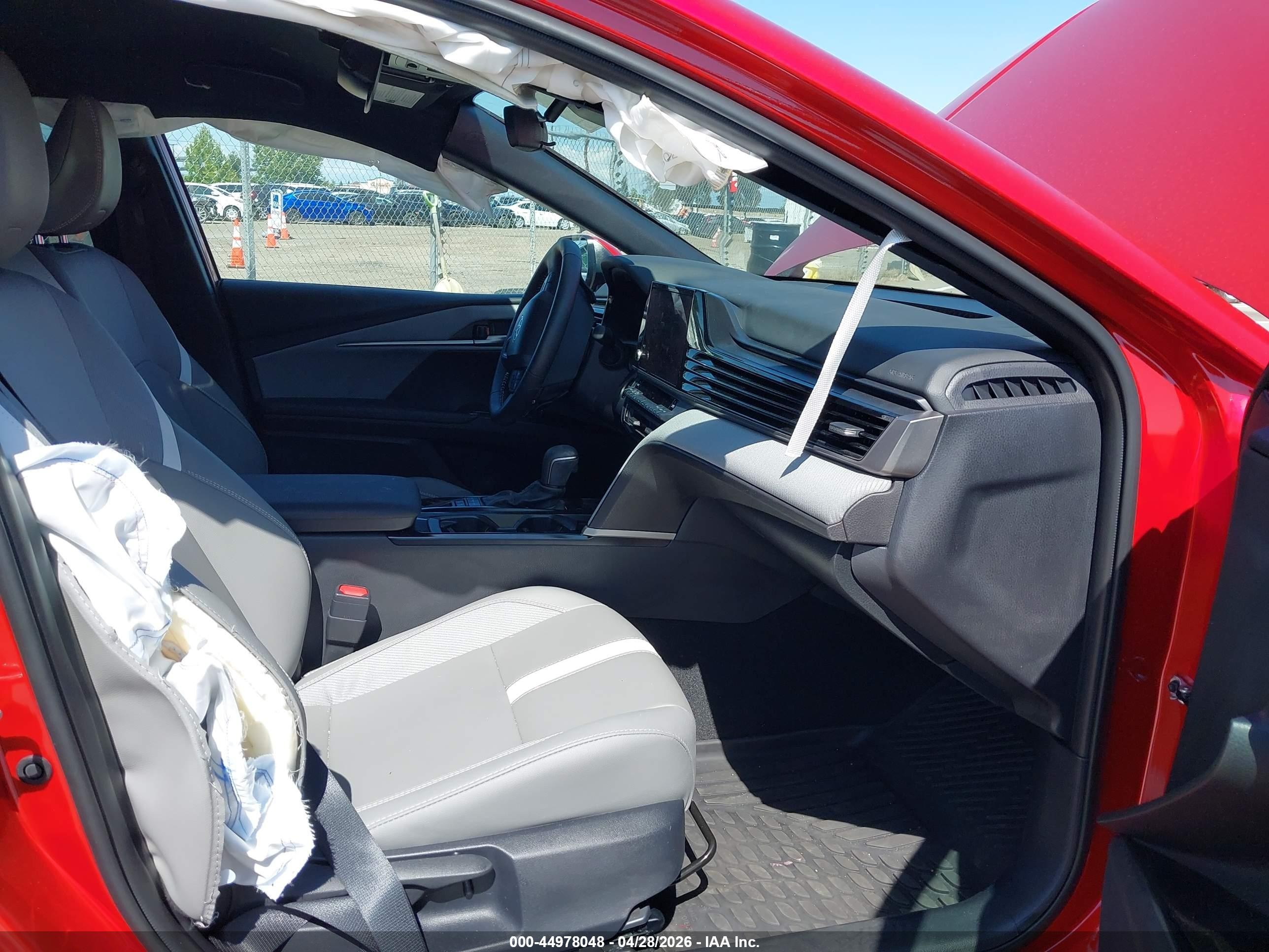 2026 Toyota Camry Se Red vin: 4T1DAACK9TU224667