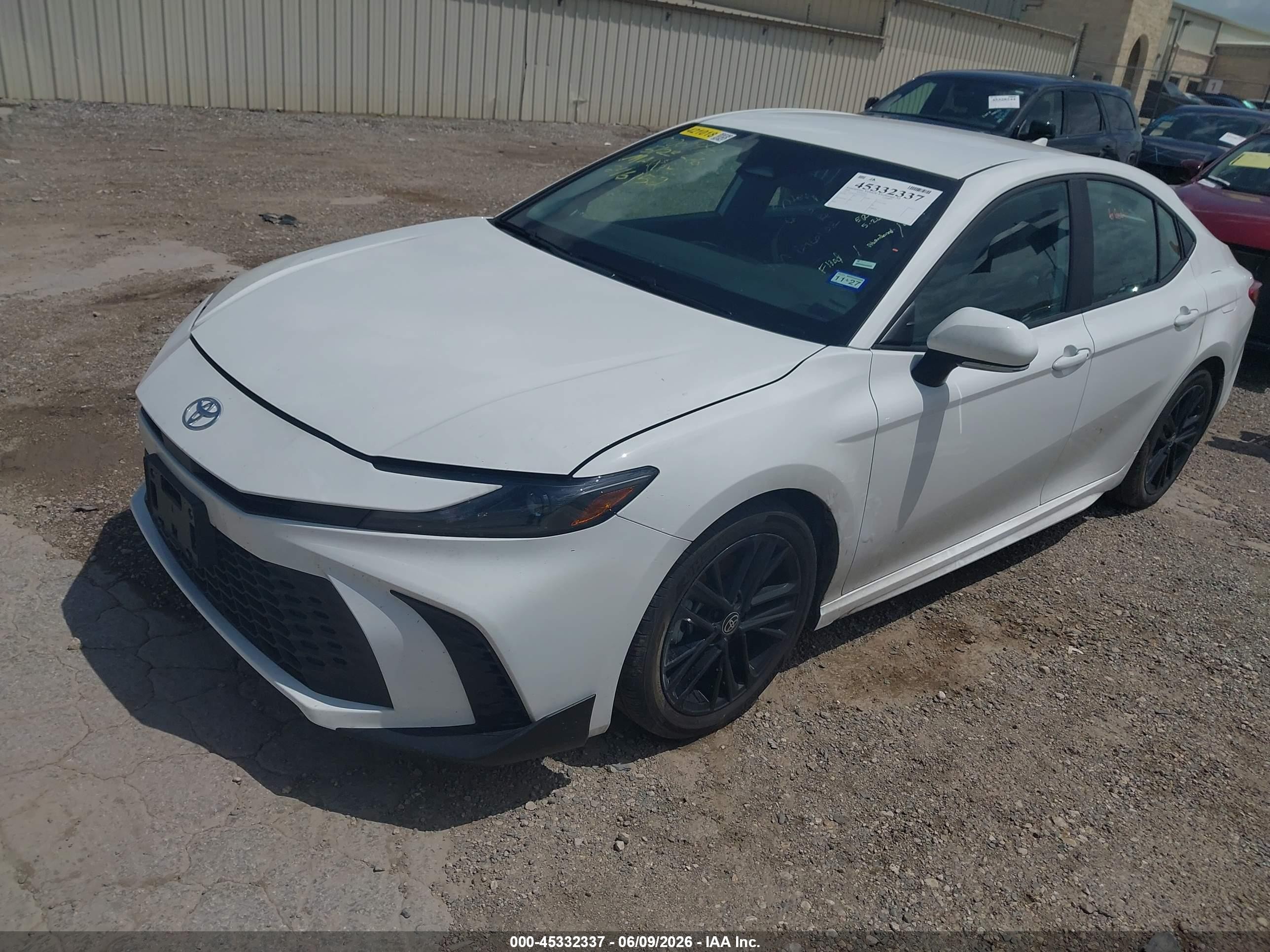 2026 Toyota Camry Se Белый vin: 4T1DAACK9TU246152