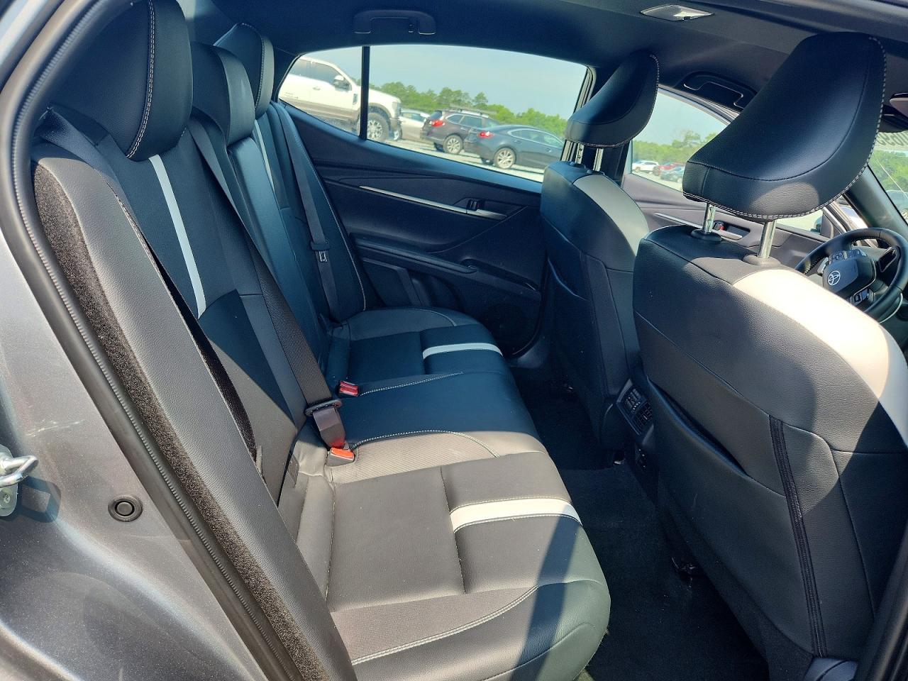 2026 Toyota Camry Se Gray vin: 4T1DAACK9TU272539