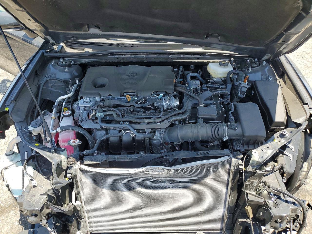 2026 Toyota Camry Se Gray vin: 4T1DAACK9TU672990
