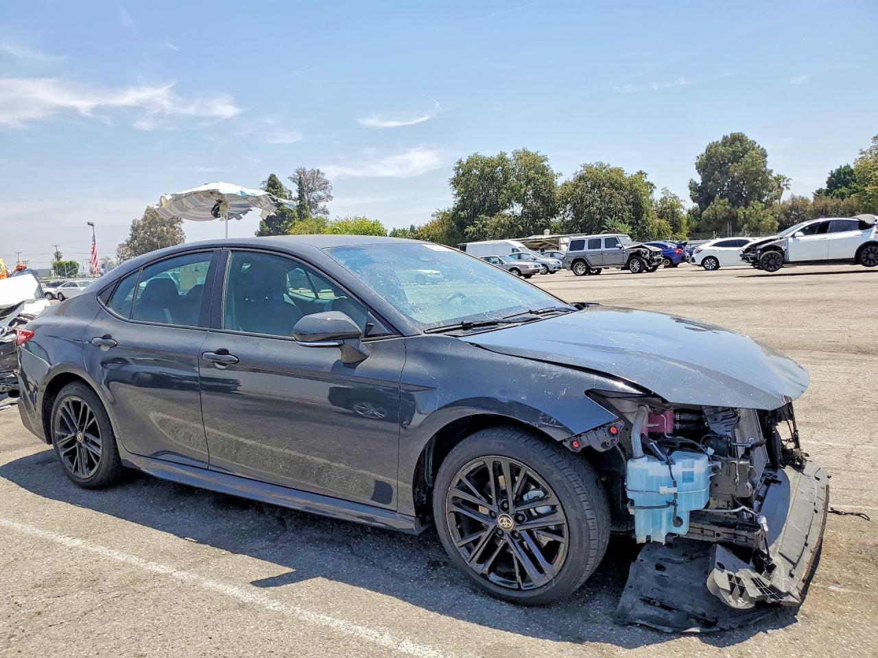 2026 Toyota Camry Se Gray vin: 4T1DAACK9TU672990