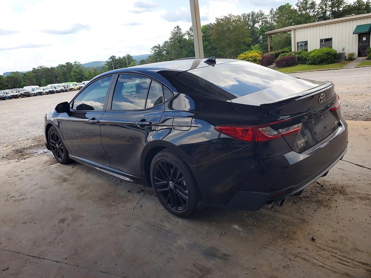 2025 Toyota Camry Se Черный vin: 4T1DAACKXSU018658