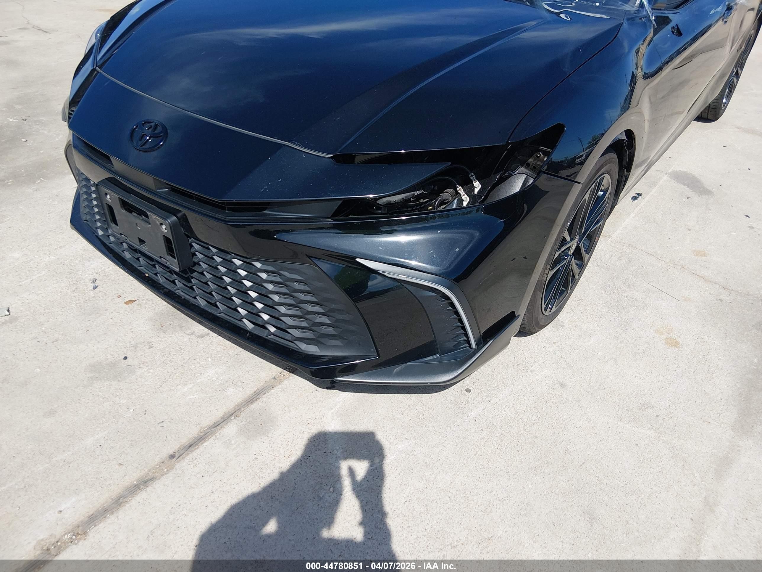 2025 Toyota Camry Se Black vin: 4T1DAACKXSU564716