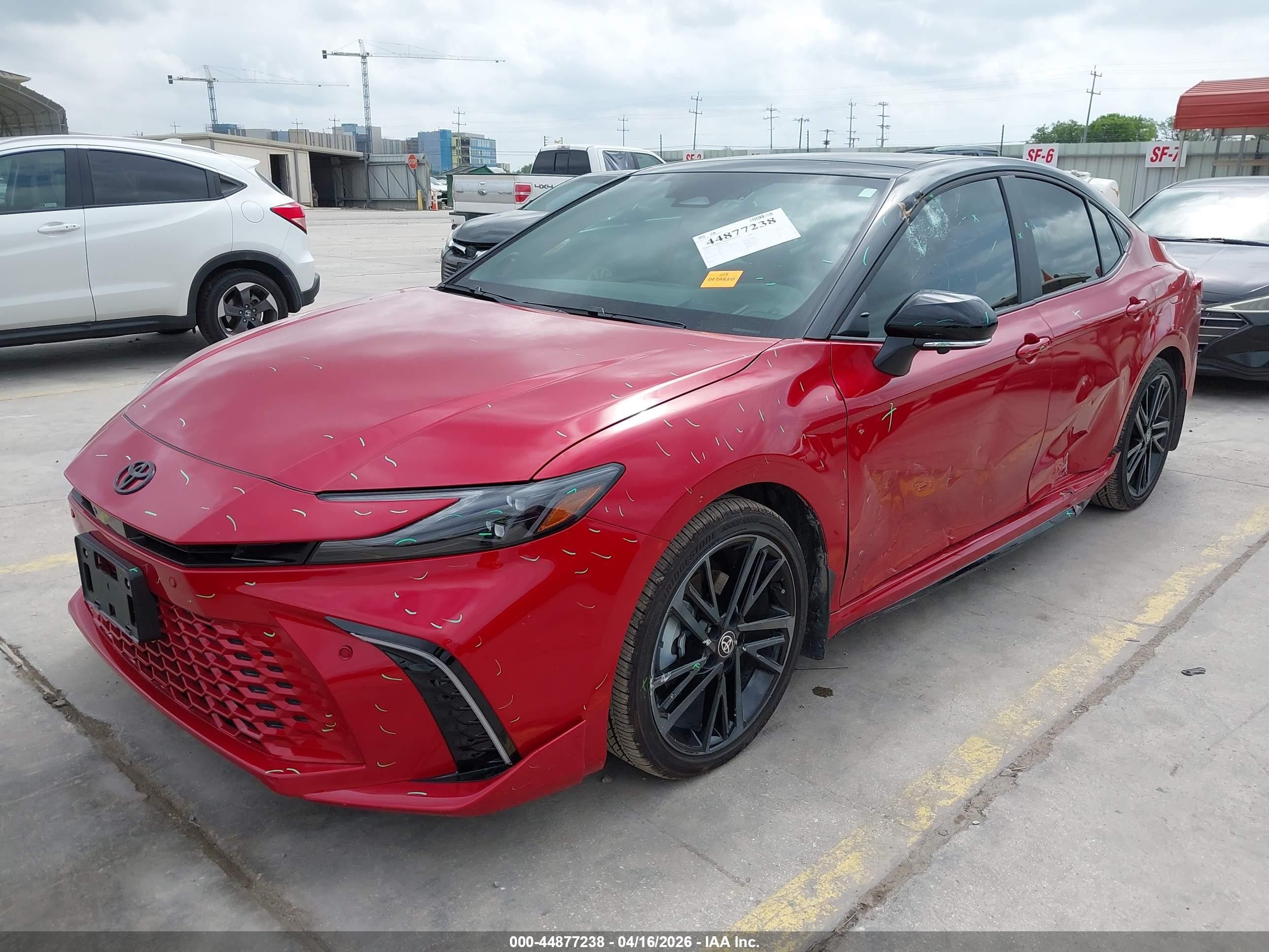2026 Toyota Camry Xse Red vin: 4T1DAACKXTU235127