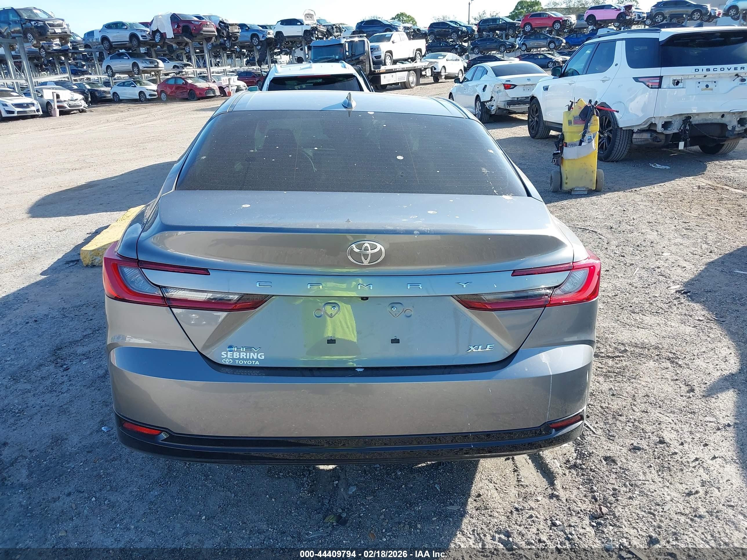 2026 Toyota Camry Xle Gray vin: 4T1DAACKXTU671881