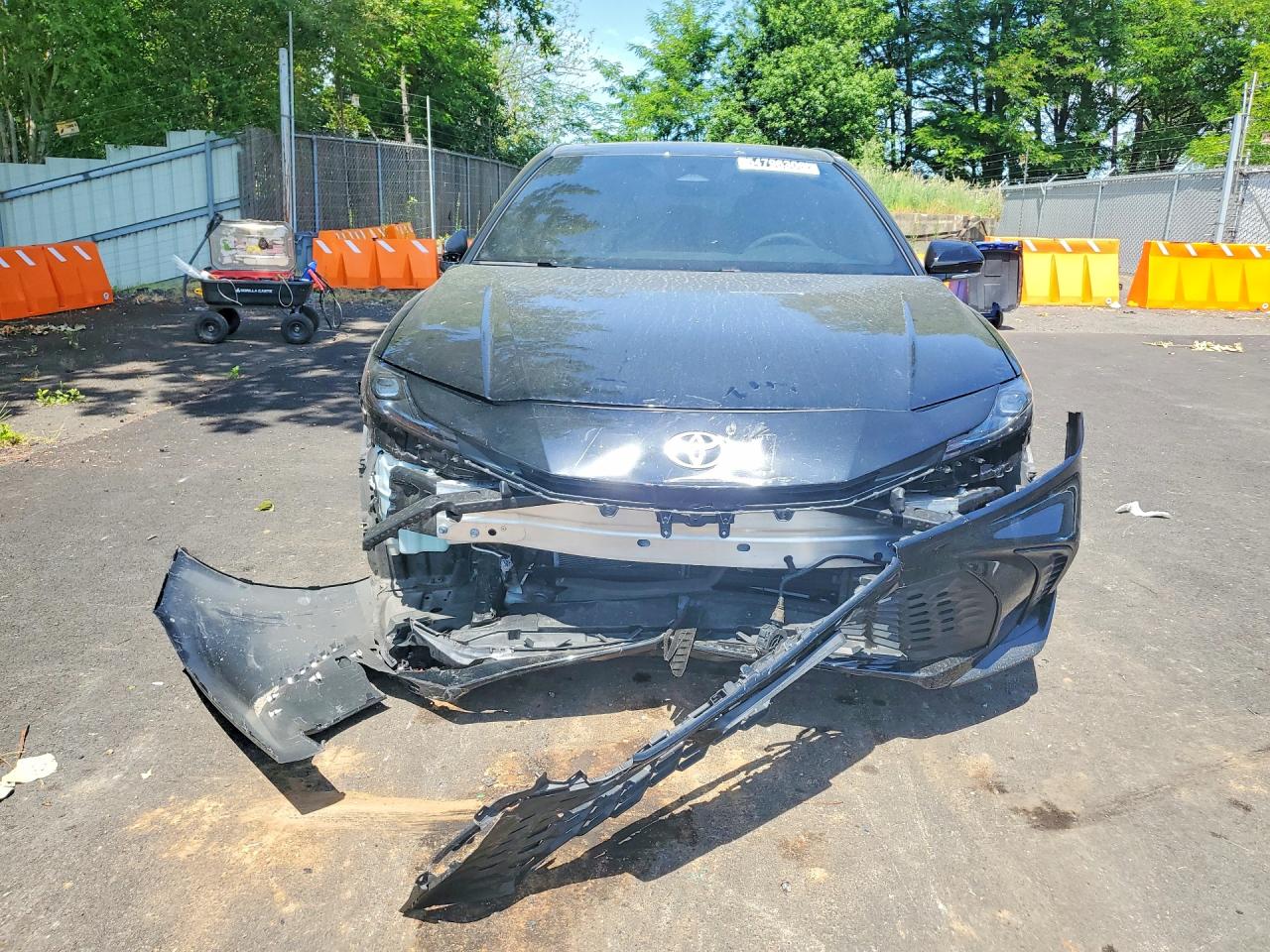 2025 Toyota Camry Se Black vin: 4T1DBADK0SU027669