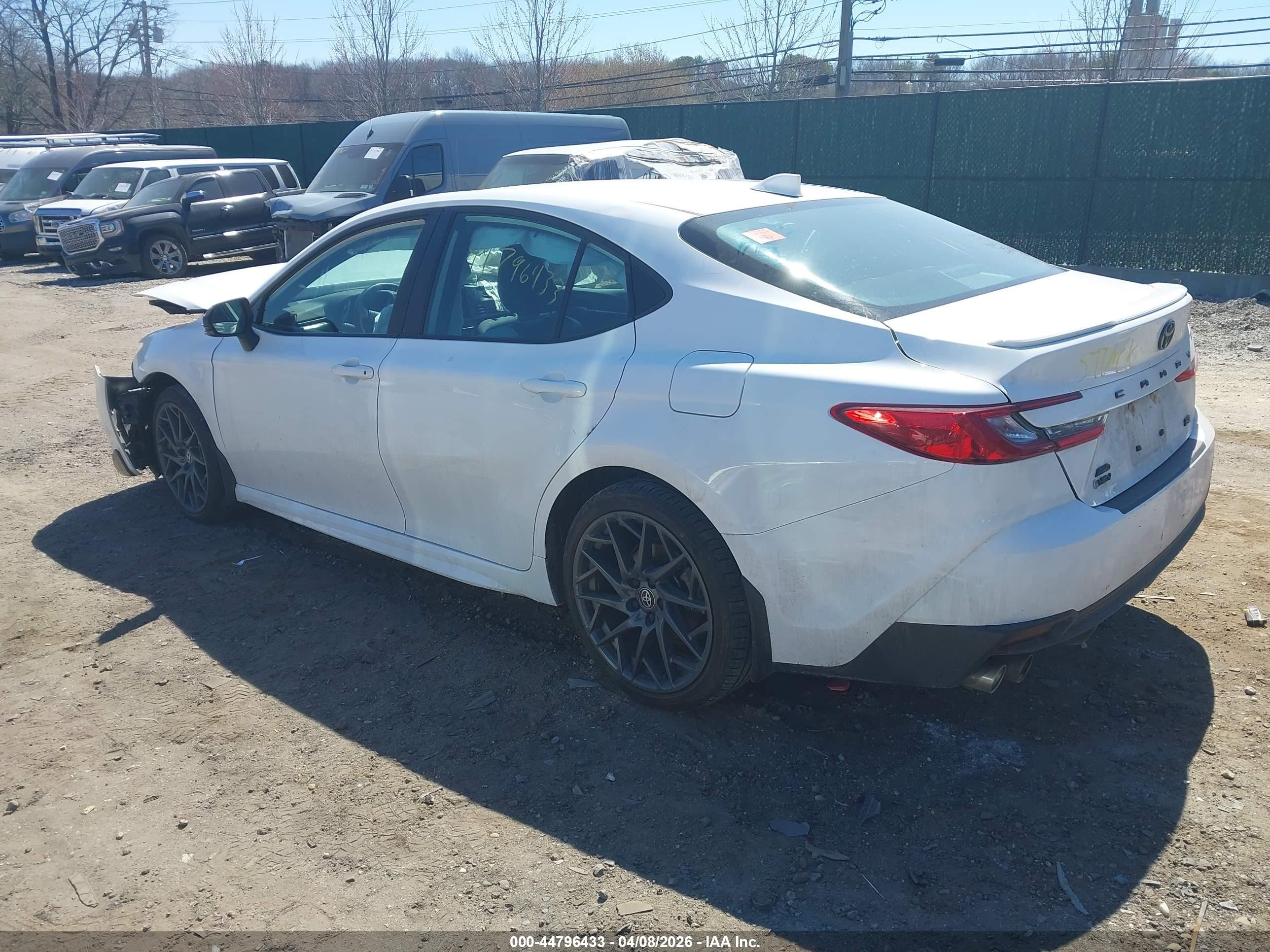 2025 Toyota Camry Se White vin: 4T1DBADK1SU511611