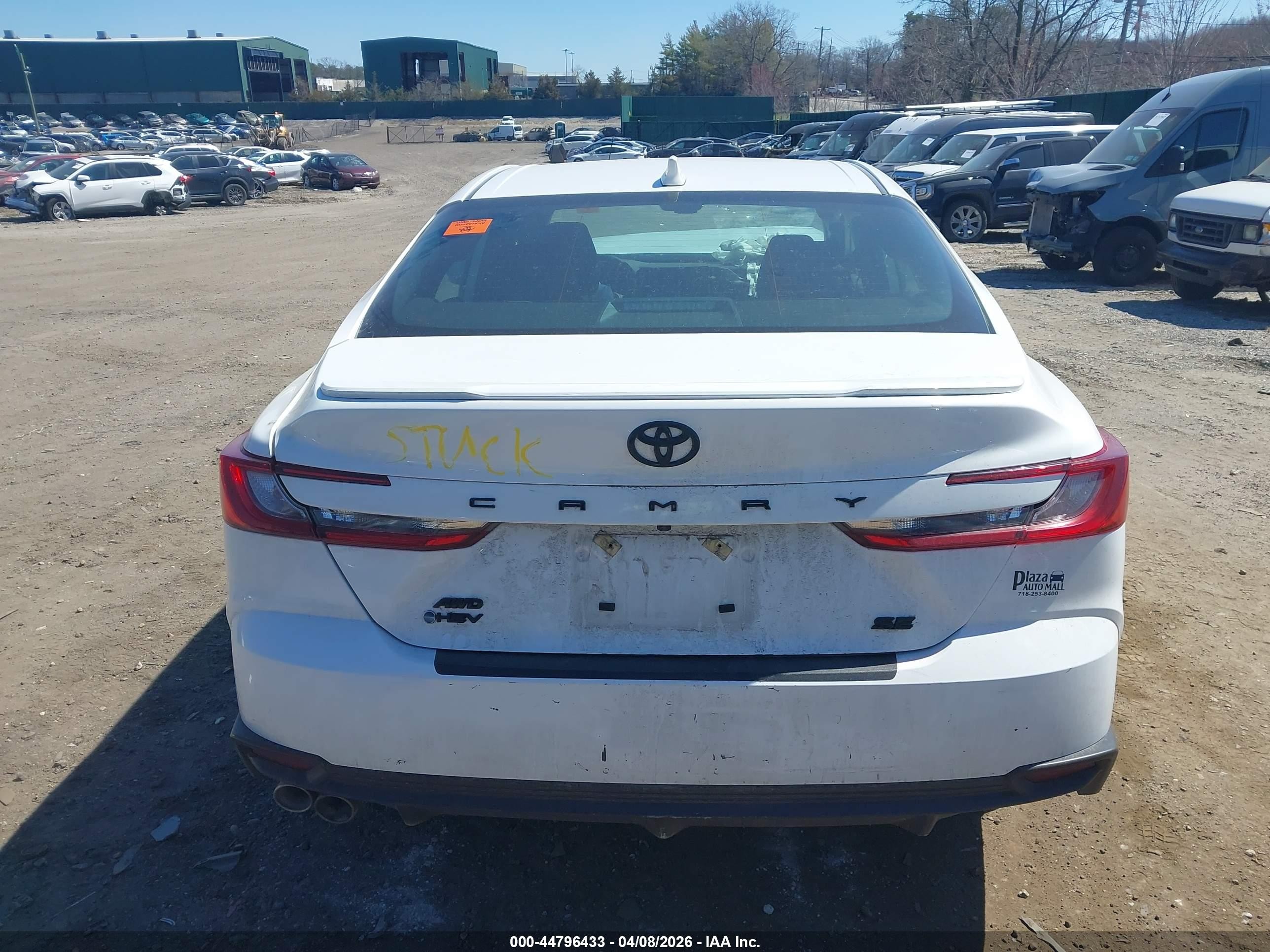 2025 Toyota Camry Se White vin: 4T1DBADK1SU511611