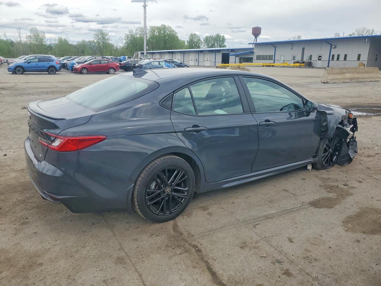 2025 Toyota Camry Se Gray vin: 4T1DBADK1SU541711