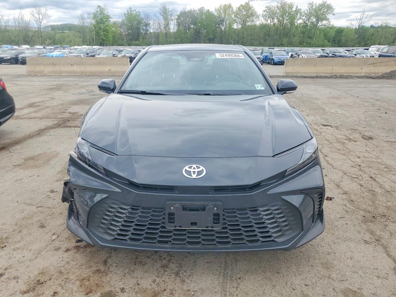 2025 Toyota Camry Se Gray vin: 4T1DBADK1SU541711