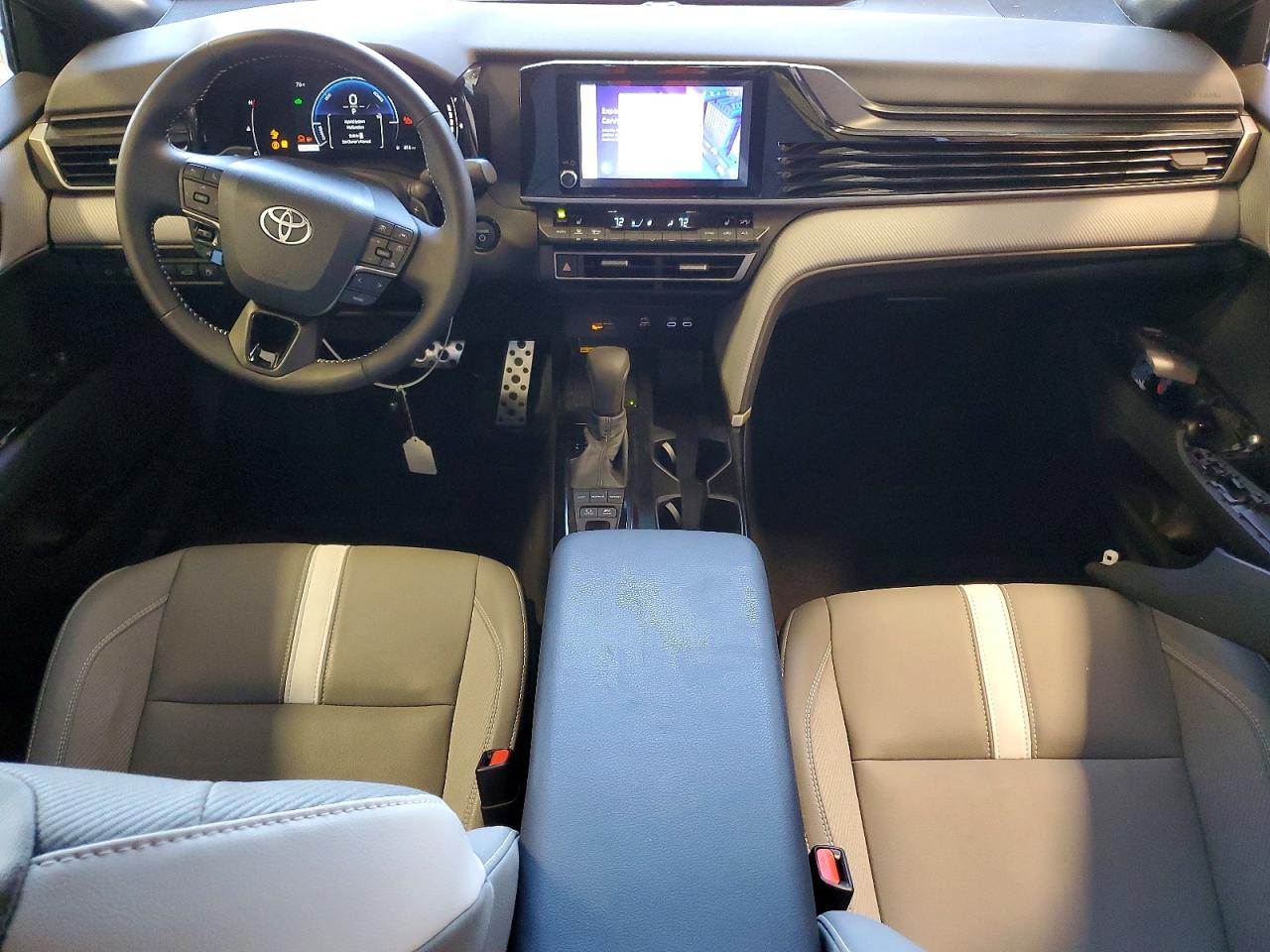 2025 Toyota Camry Se Silver vin: 4T1DBADK4SU504636