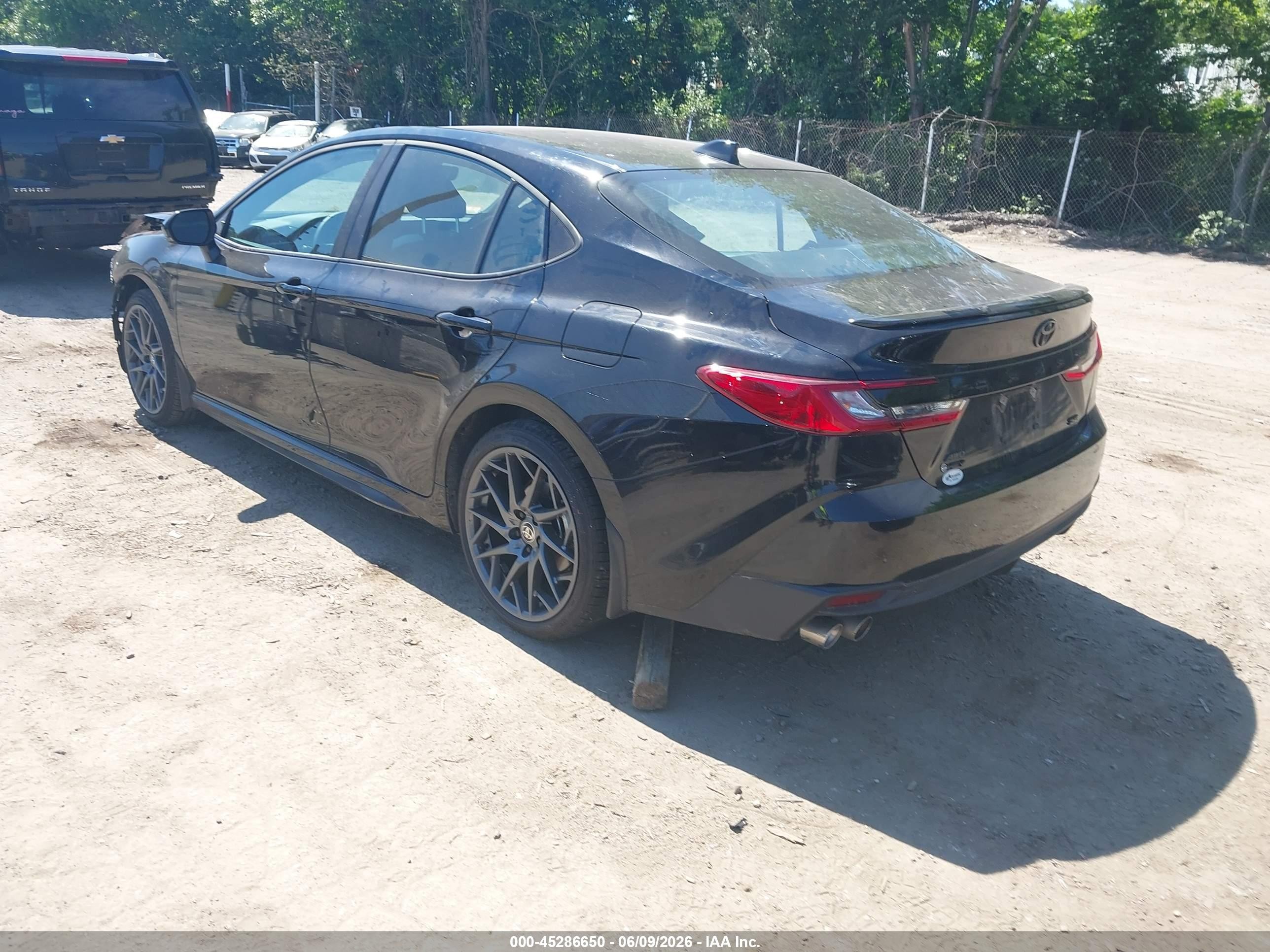 2026 Toyota Camry Se Black vin: 4T1DBADK5TU047174