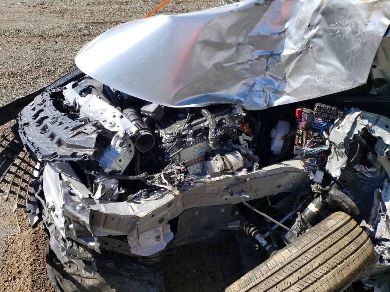 2026 Toyota Camry Le Silver vin: 4T1DBADK5TU557380