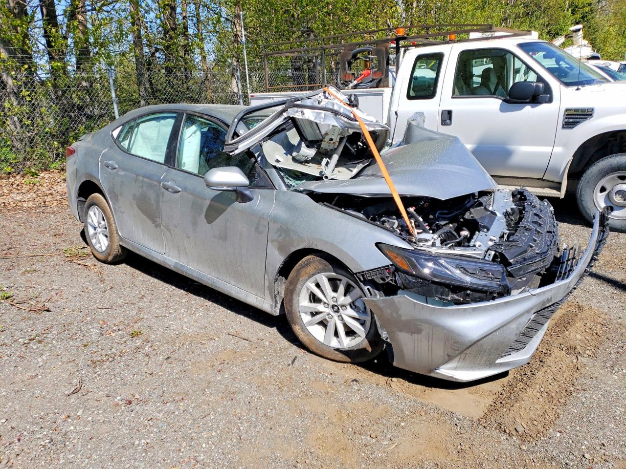 2026 Toyota Camry Le Silver vin: 4T1DBADK5TU557380