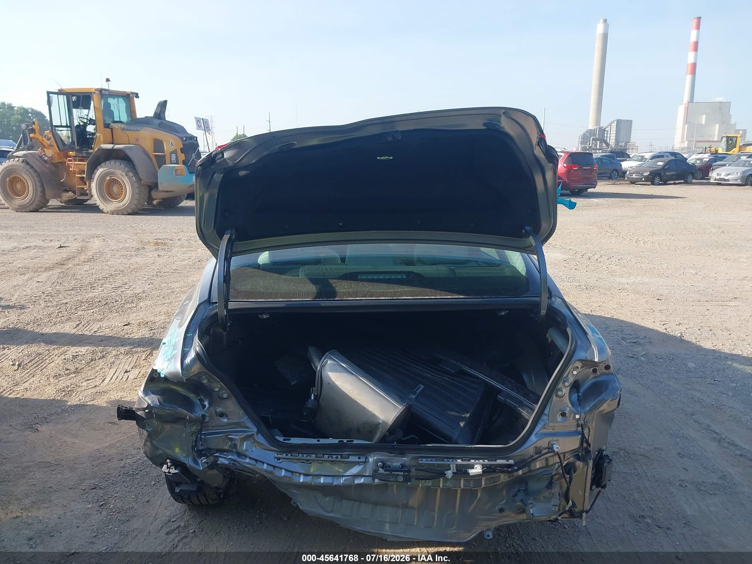 2025 Toyota Camry Xle Серебряный vin: 4T1DBADK8SU534626