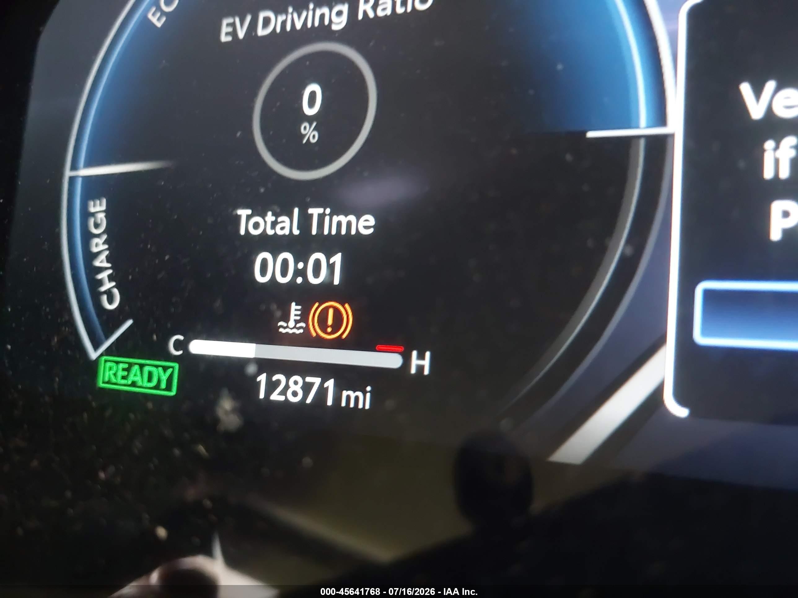 2025 Toyota Camry Xle Серебряный vin: 4T1DBADK8SU534626