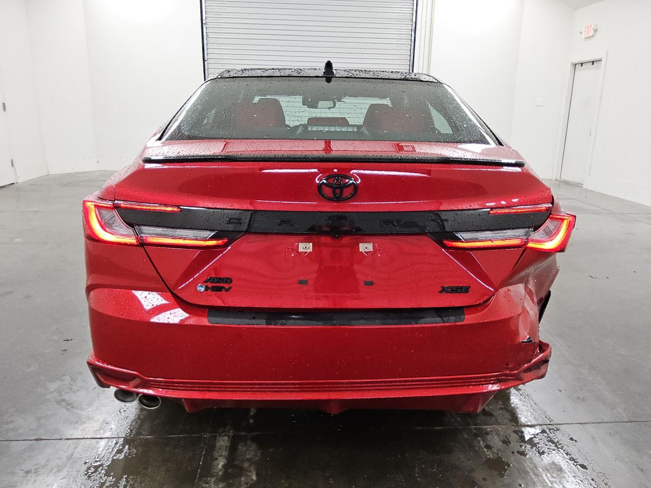 2026 Toyota Camry Xse Красный vin: 4T1DBADK8TU040297 Damage: Emergency Trunk Release, Broken, Replacement Required