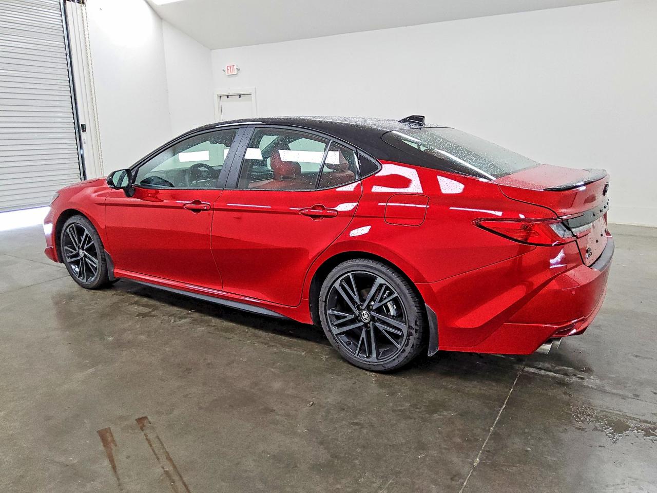 2026 Toyota Camry Xse Красный vin: 4T1DBADK8TU040297