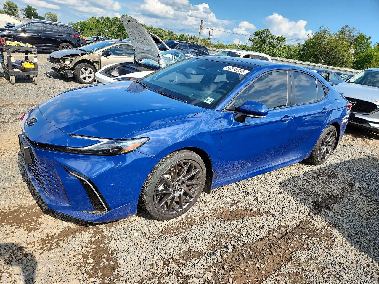 2025 Toyota Camry Xse Blue vin: 4T1DBADK9SU015391