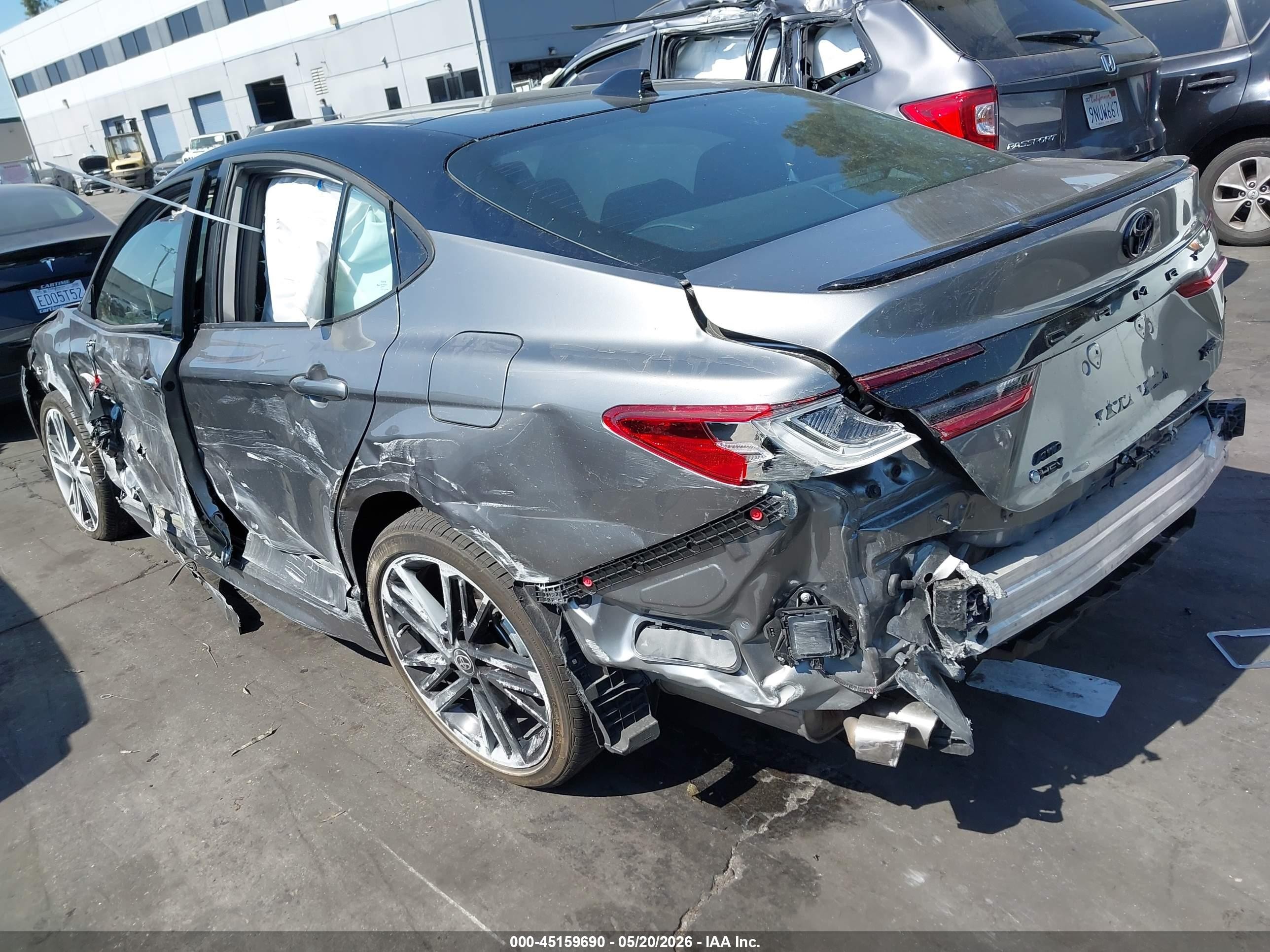 2025 Toyota Camry Xse Серый vin: 4T1DBADK9SU522839