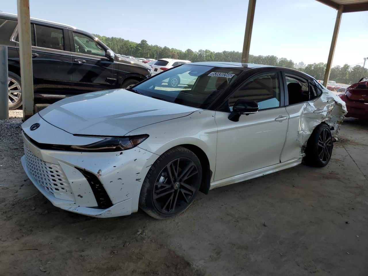 2025 Toyota Camry Xse Белый vin: 4T1DBADKXSU018512 Damage: Front Valance, Scraped, 3 To 4 Inches