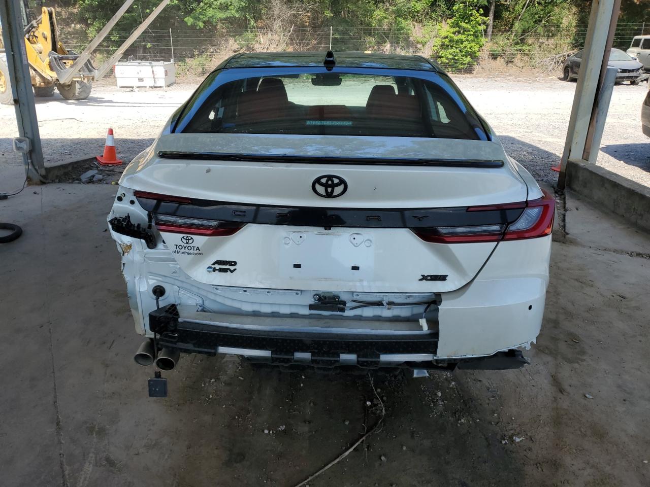 2025 Toyota Camry Xse Белый vin: 4T1DBADKXSU018512 Damage: Rear Bumper/Cover, Broken, Replacement Required