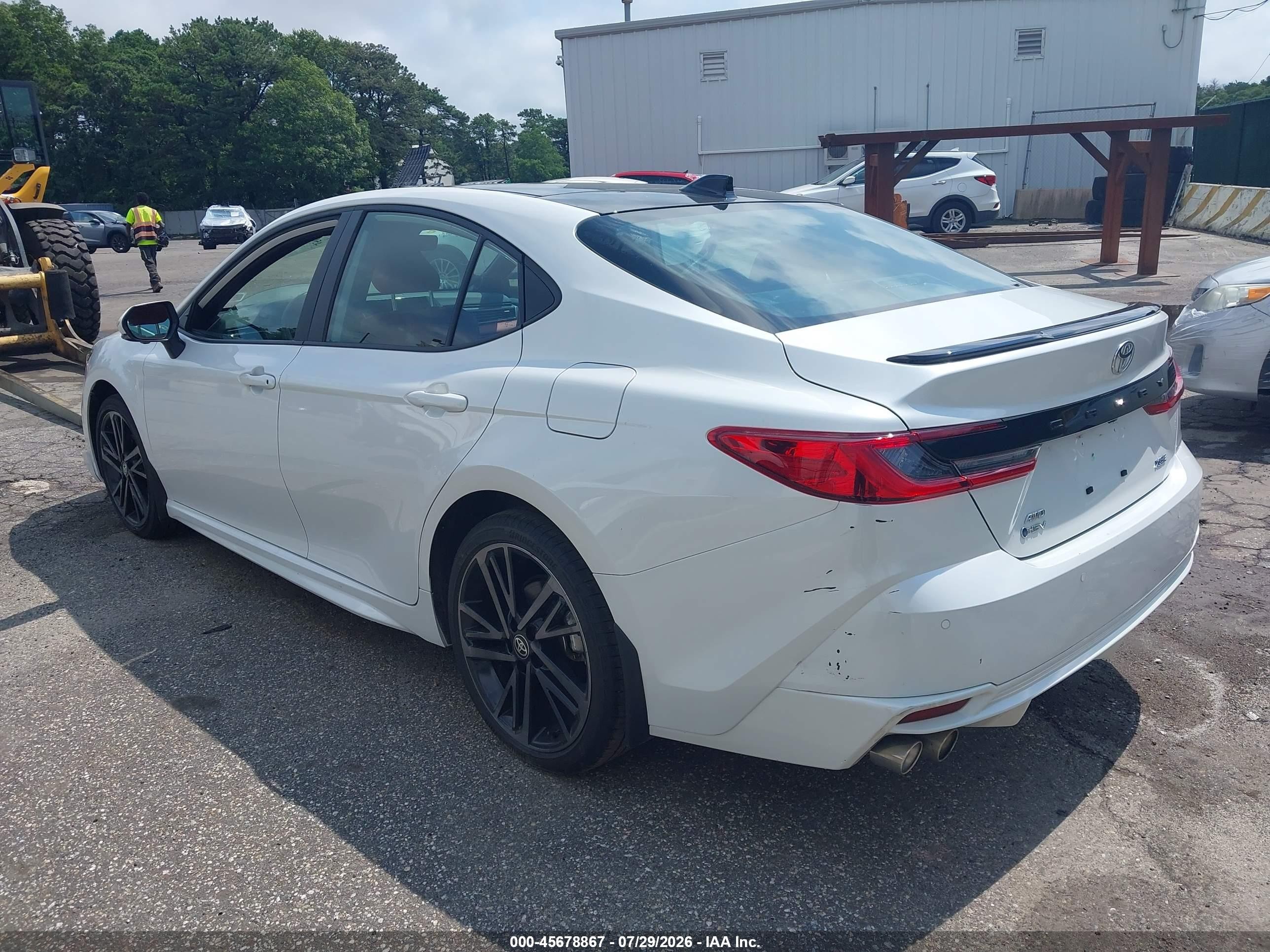 2025 Toyota Camry Xse White vin: 4T1DBADKXSU502406
