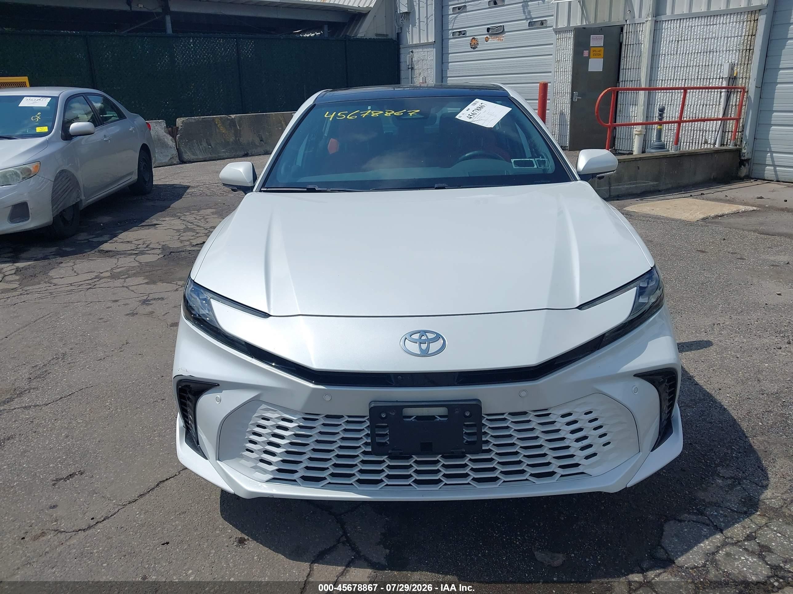 2025 Toyota Camry Xse White vin: 4T1DBADKXSU502406