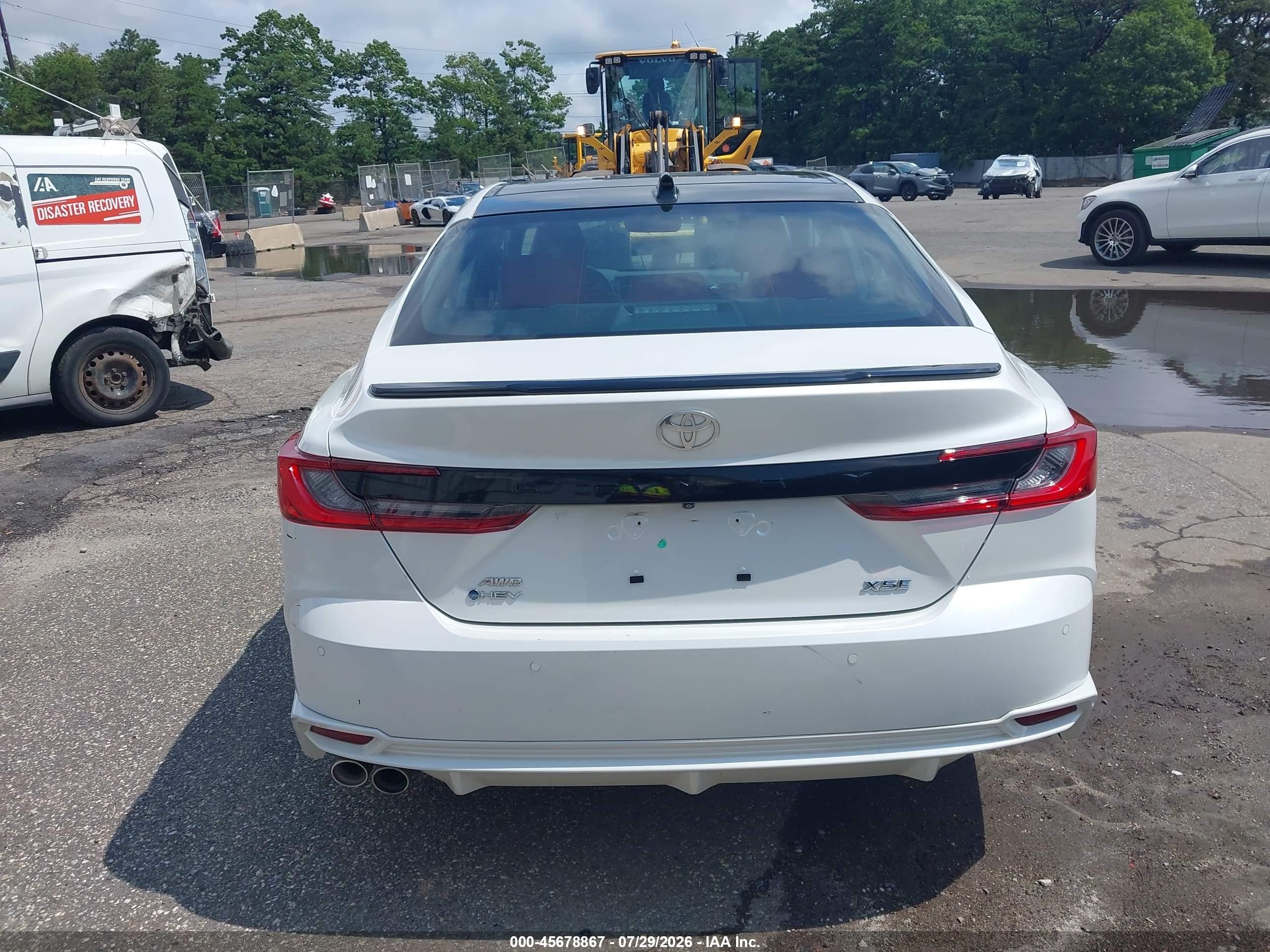2025 Toyota Camry Xse White vin: 4T1DBADKXSU502406