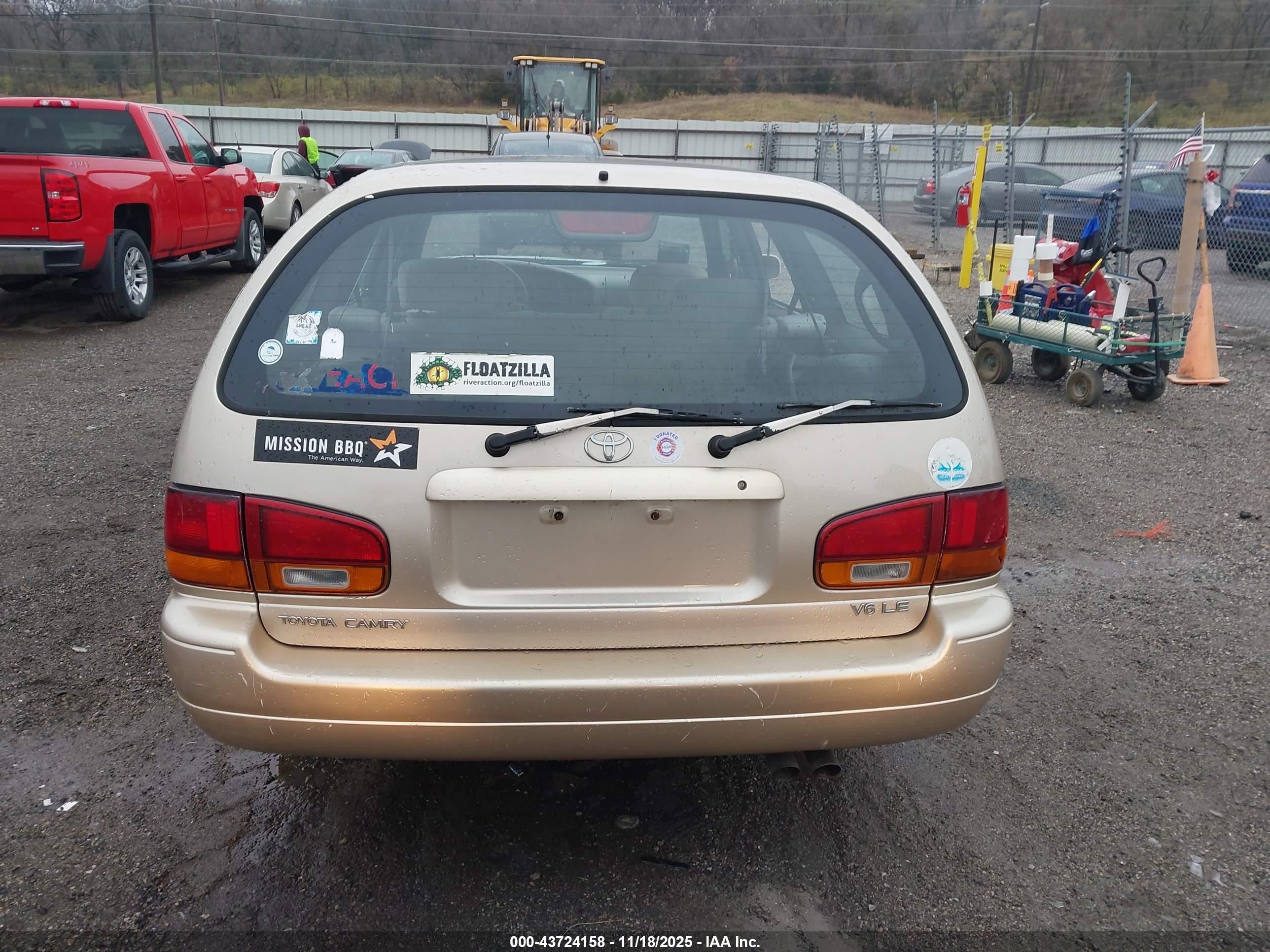 1996 Toyota Camry Le Tan vin: 4T1EF12K6TU119723