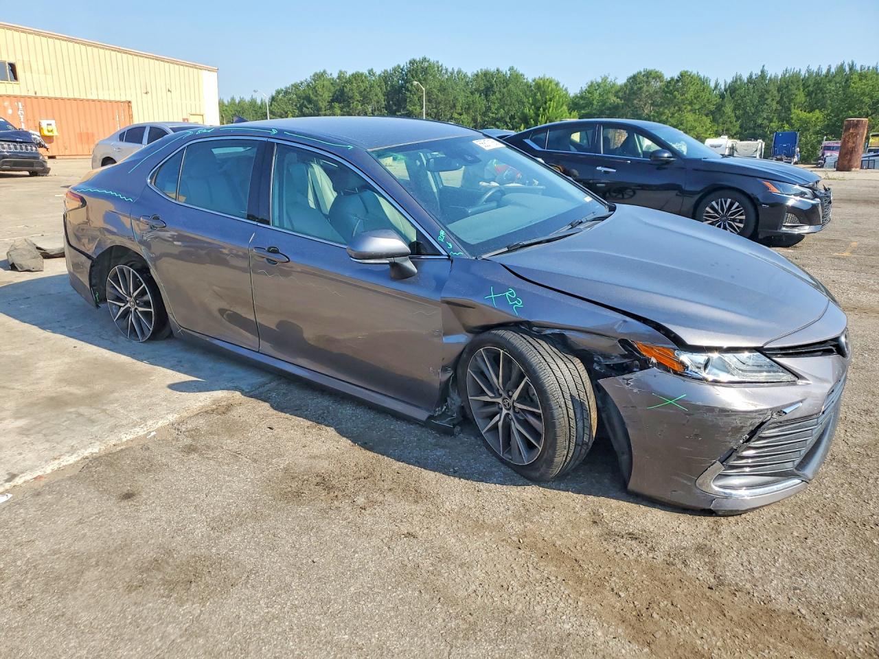 2022 Toyota Camry Xle Gray vin: 4T1F11AK5NU070747