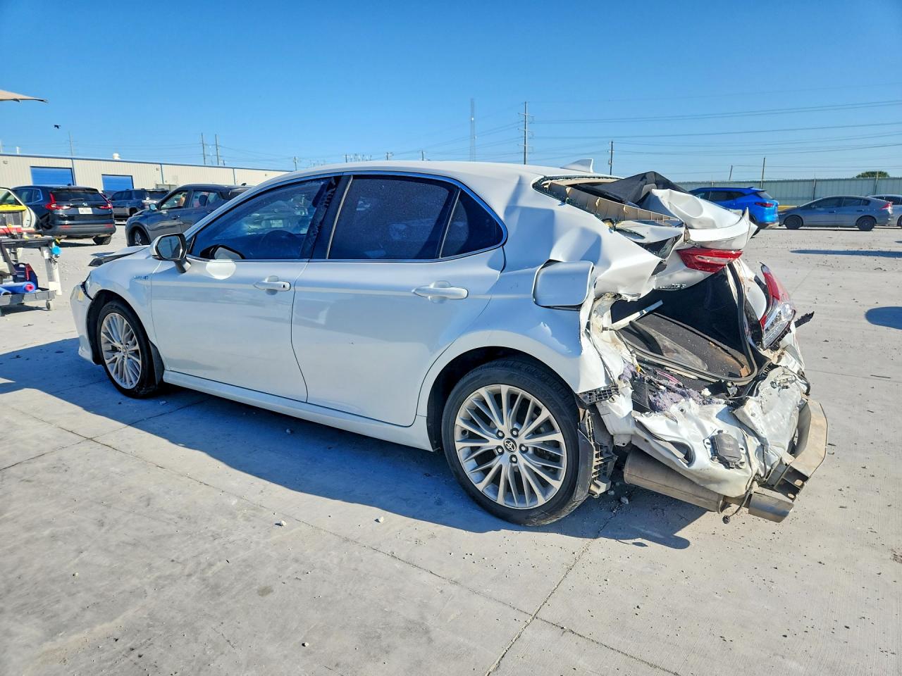 2020 Toyota Camry Xle White vin: 4T1F31AK3LU541186