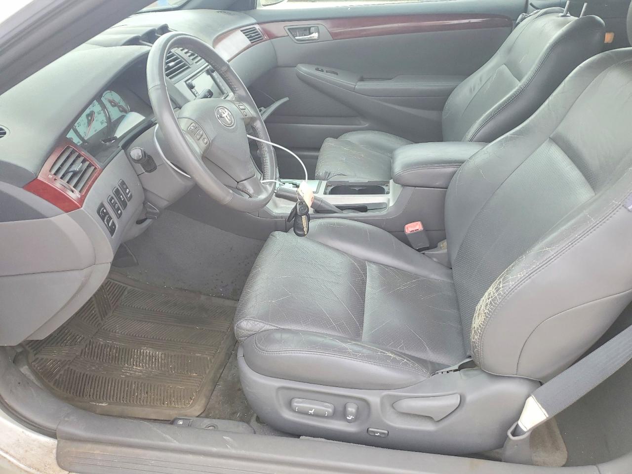 2004 Toyota Camry Solara Sle V6 White vin: 4T1FA38P04U034816