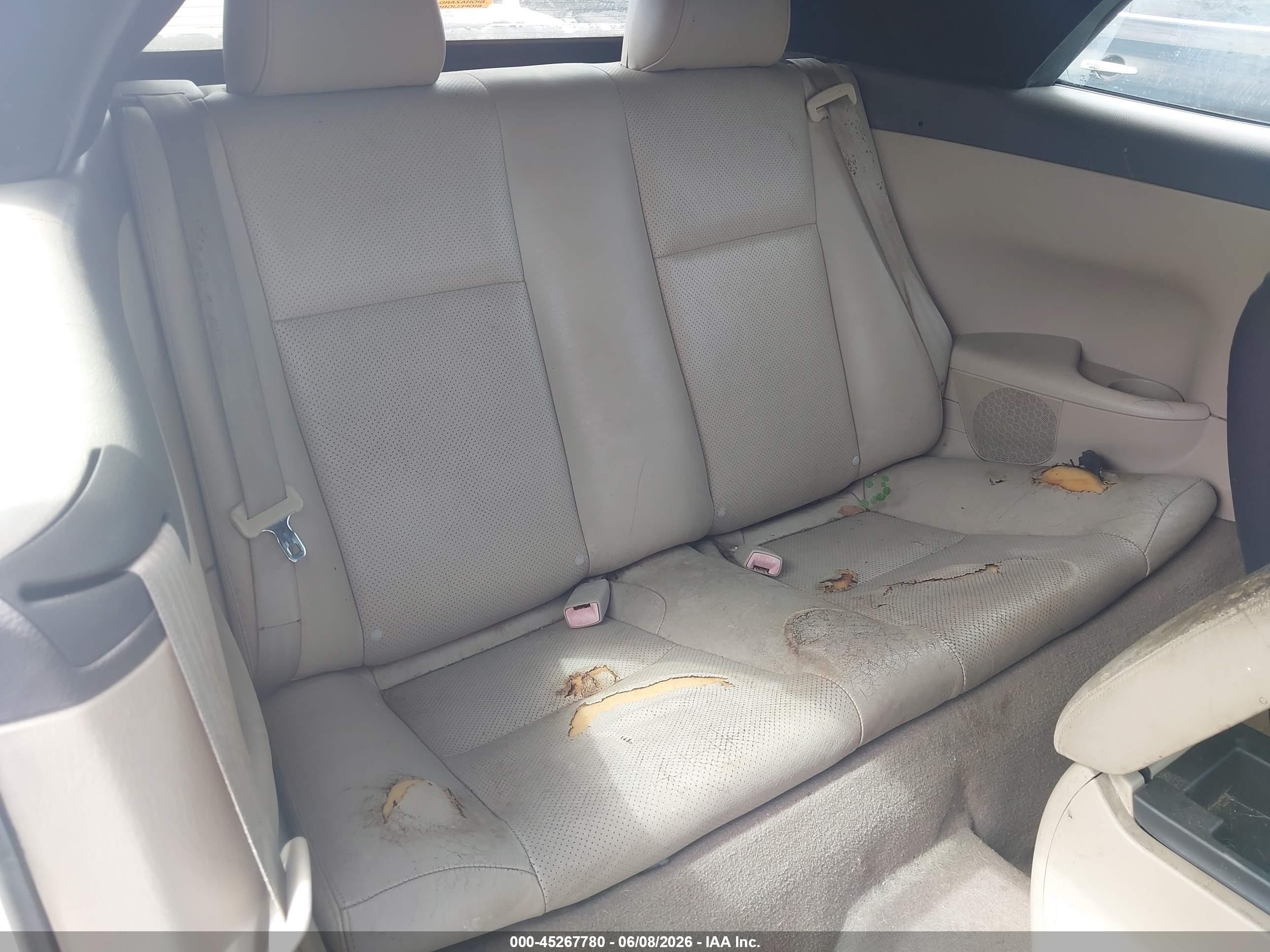 2005 Toyota Camry Solara Sle Белый vin: 4T1FA38P05U042786